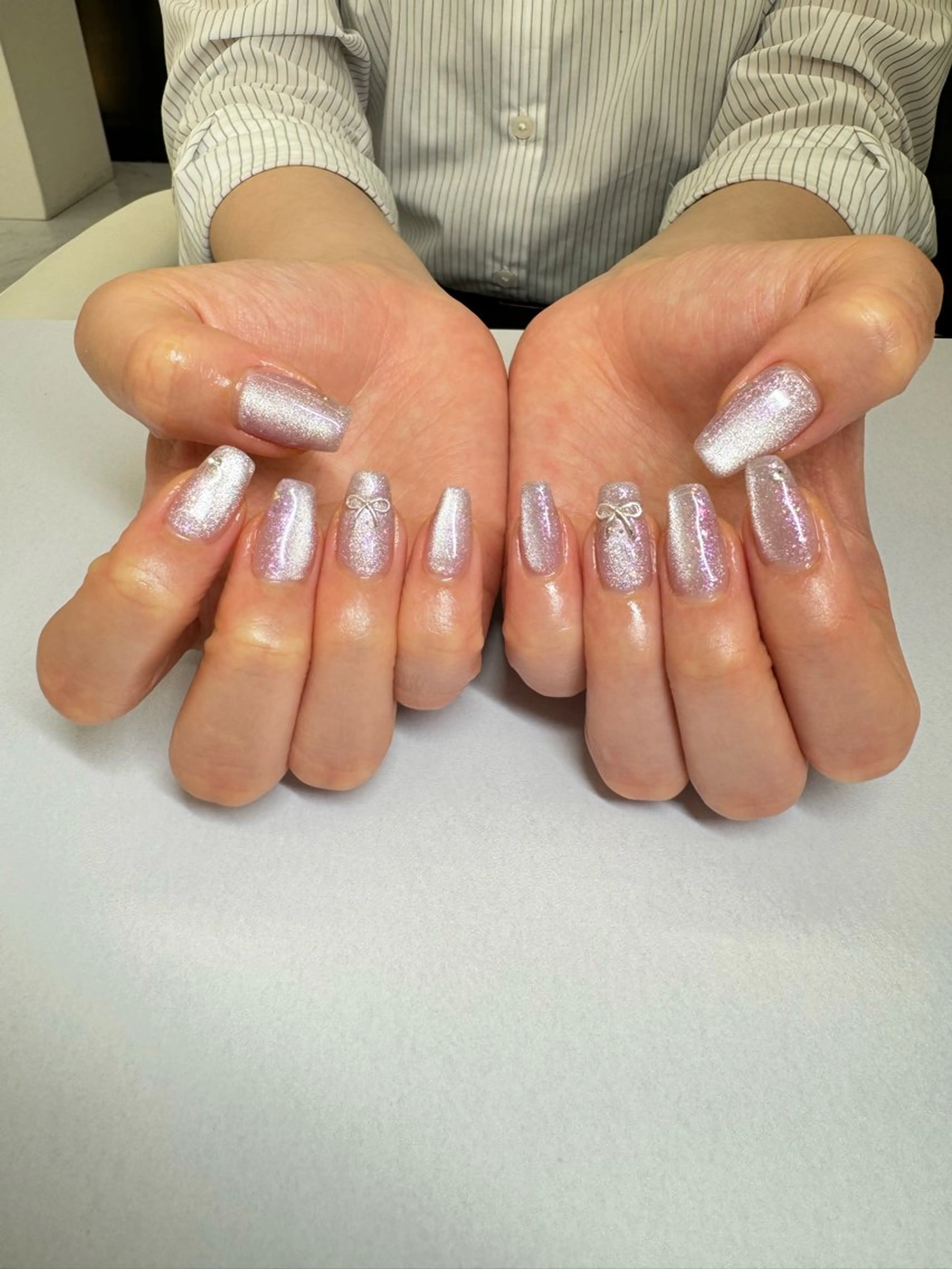 ネイル ジェルネイル パラジェル リボン WHITELY みどりのネイルデザイン