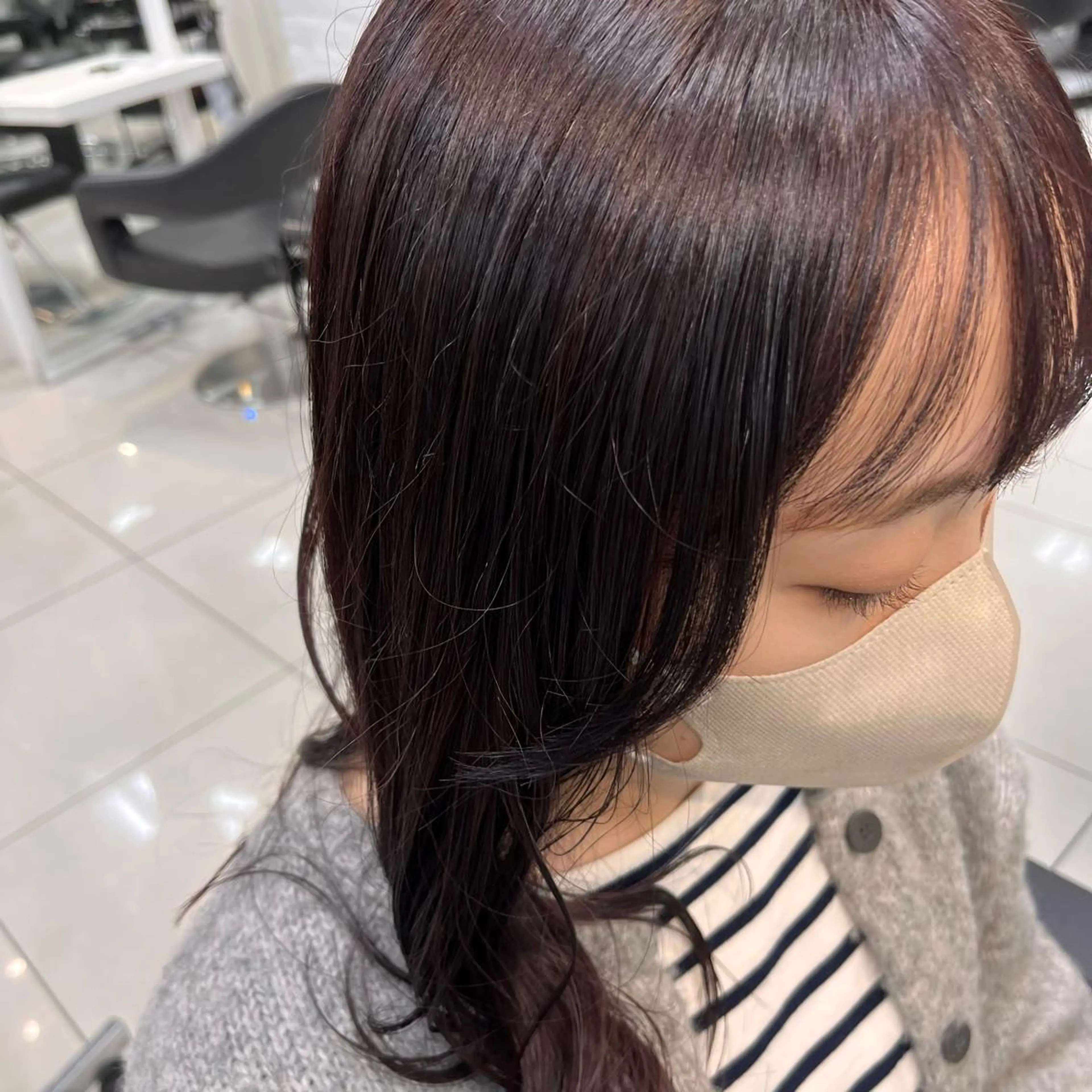 ショート カラー 顔周りカット おくれ毛 サイドバング 小顔カット カット ヘアカラー トリートメント 【センターパート/ マッシュ】ryokaのヘアスタイル