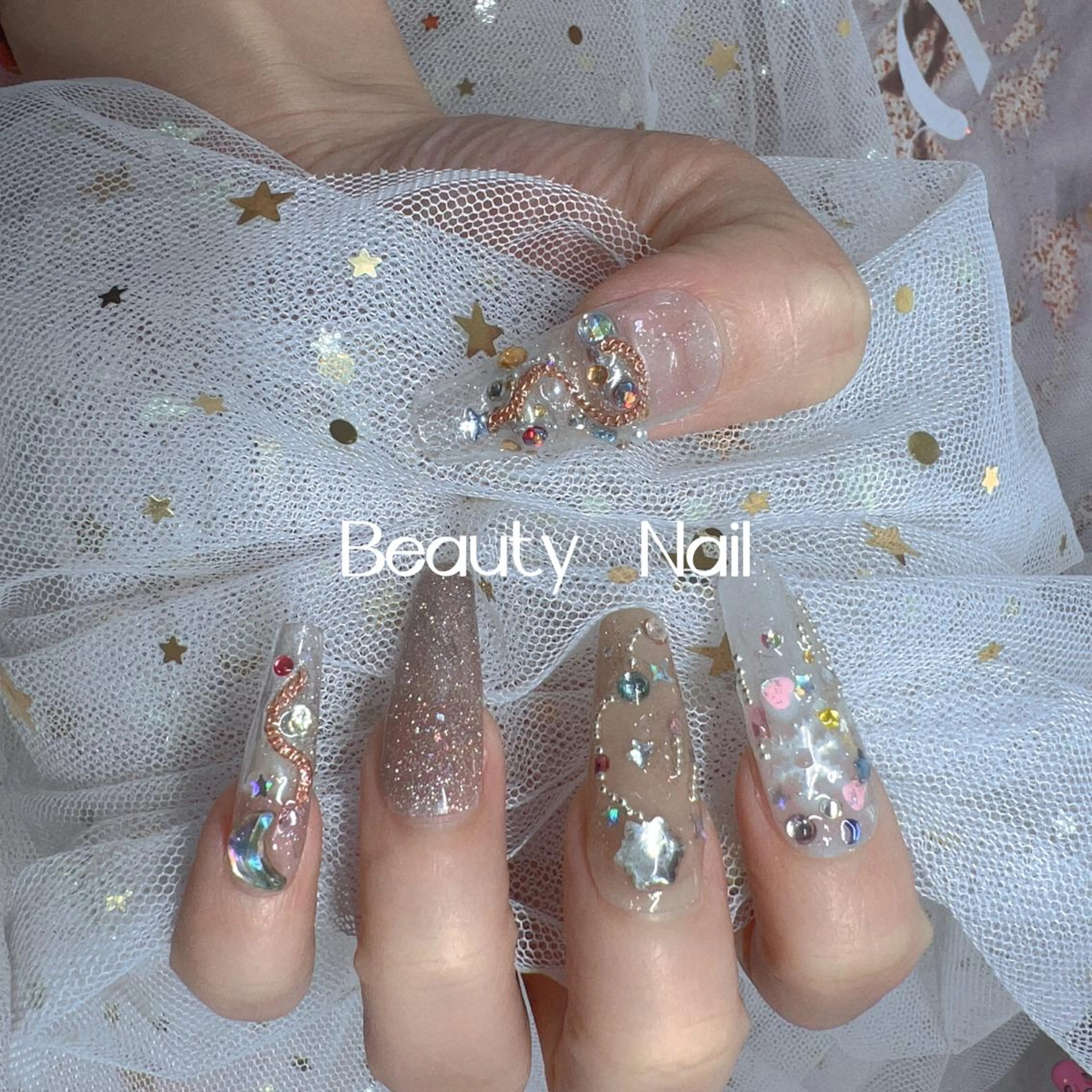 ネイル 冬ネイル クリスマス Moonstone Salon所属・Moonstone Salonのネイルデザイン