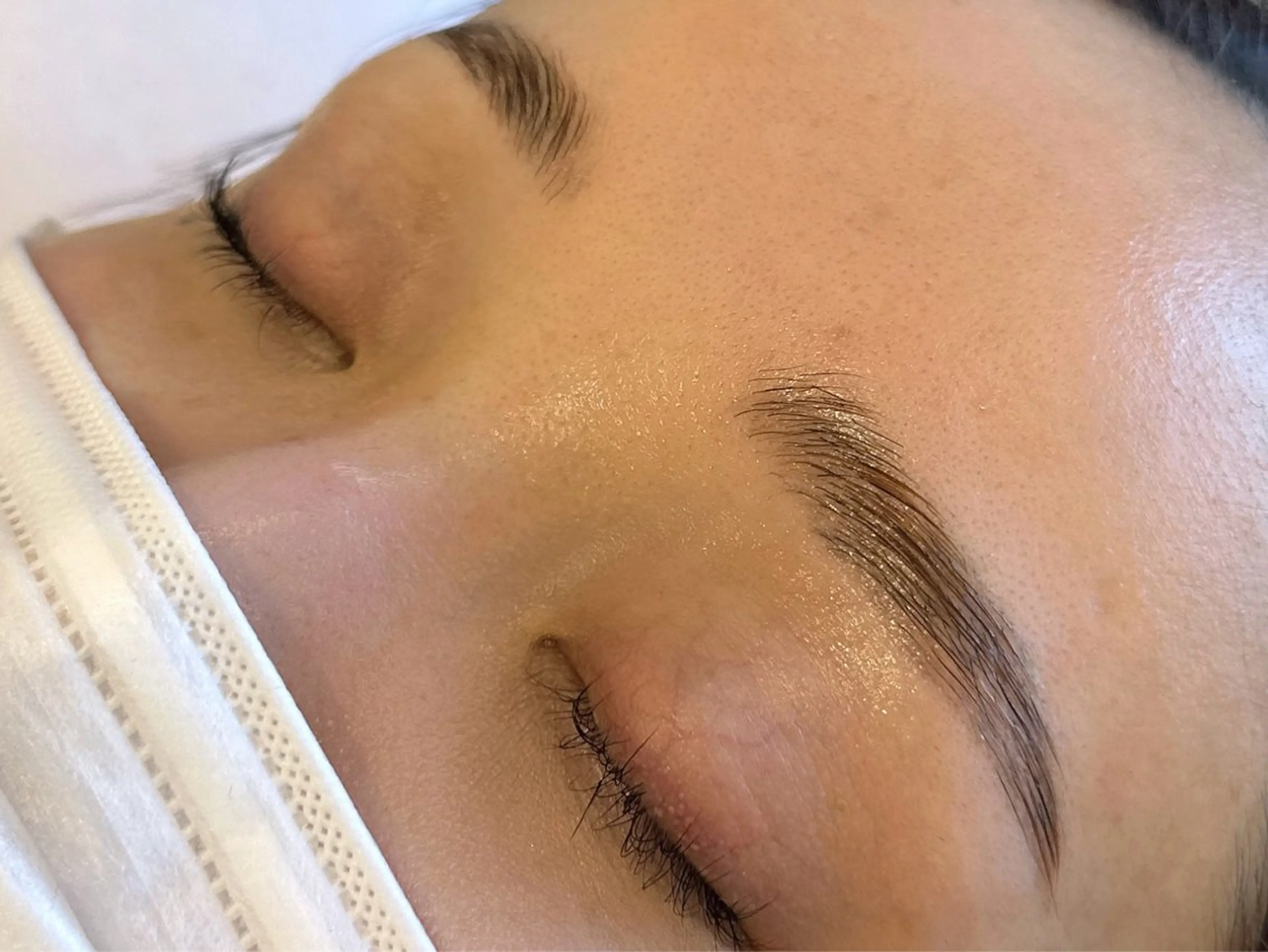 アイブロウ ハリウッドブロウリフト No.3所属・No.3 橋本のマツエク・マツパデザイン