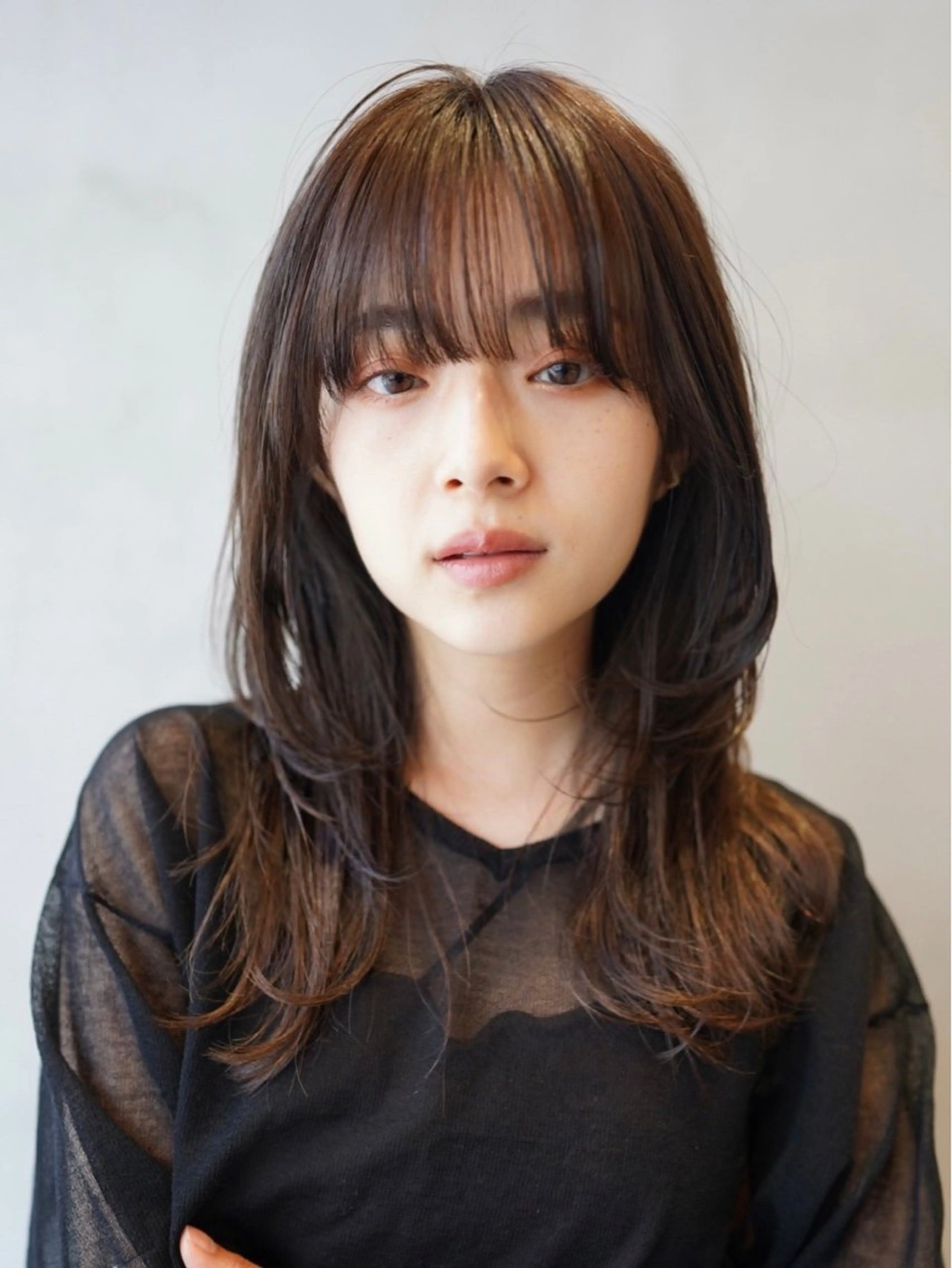 ロング カラー カット センターパート/ 暖色カラーayuのヘアスタイル