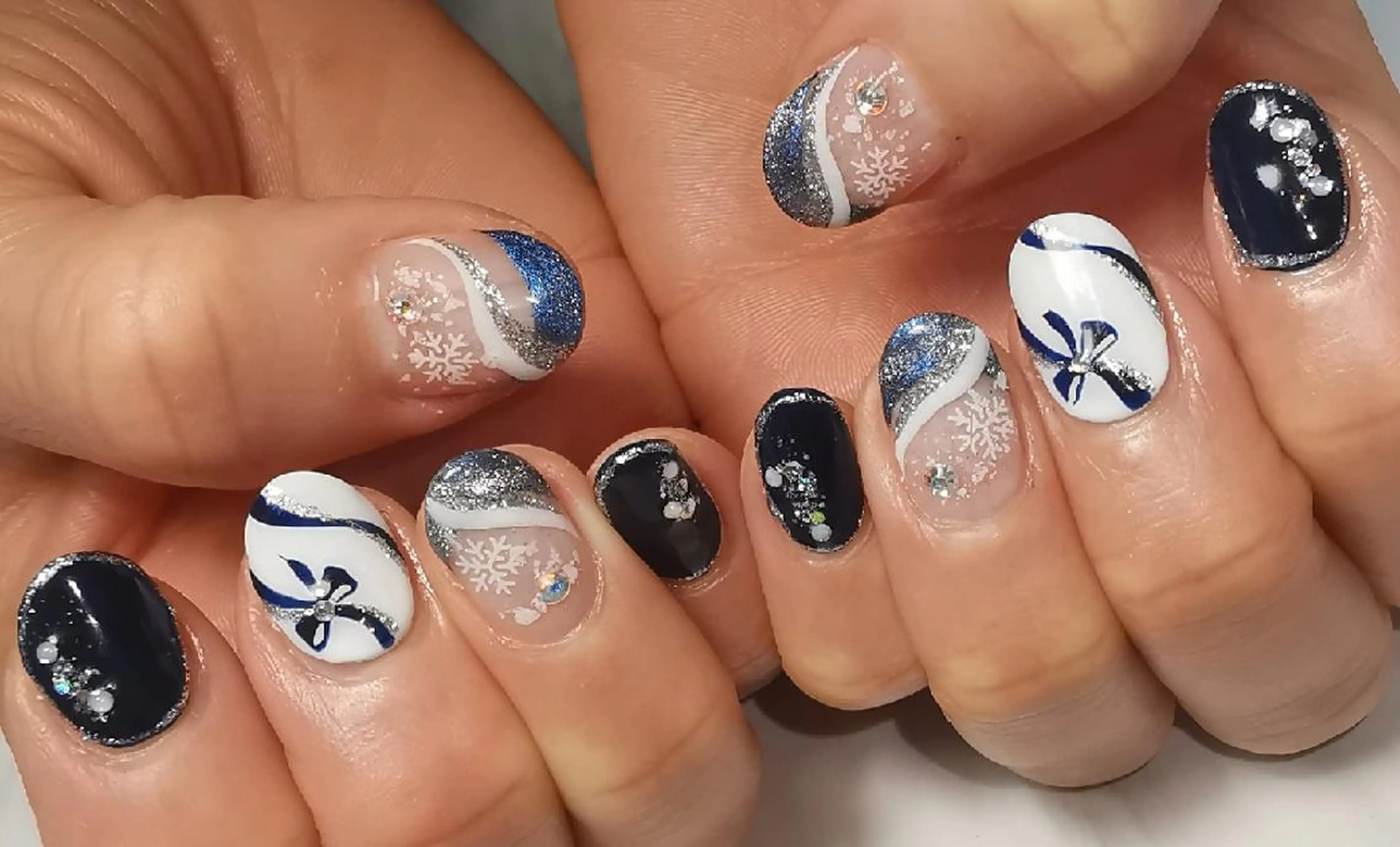 ネイル リボン ハンドネイル reve あやののネイルデザイン