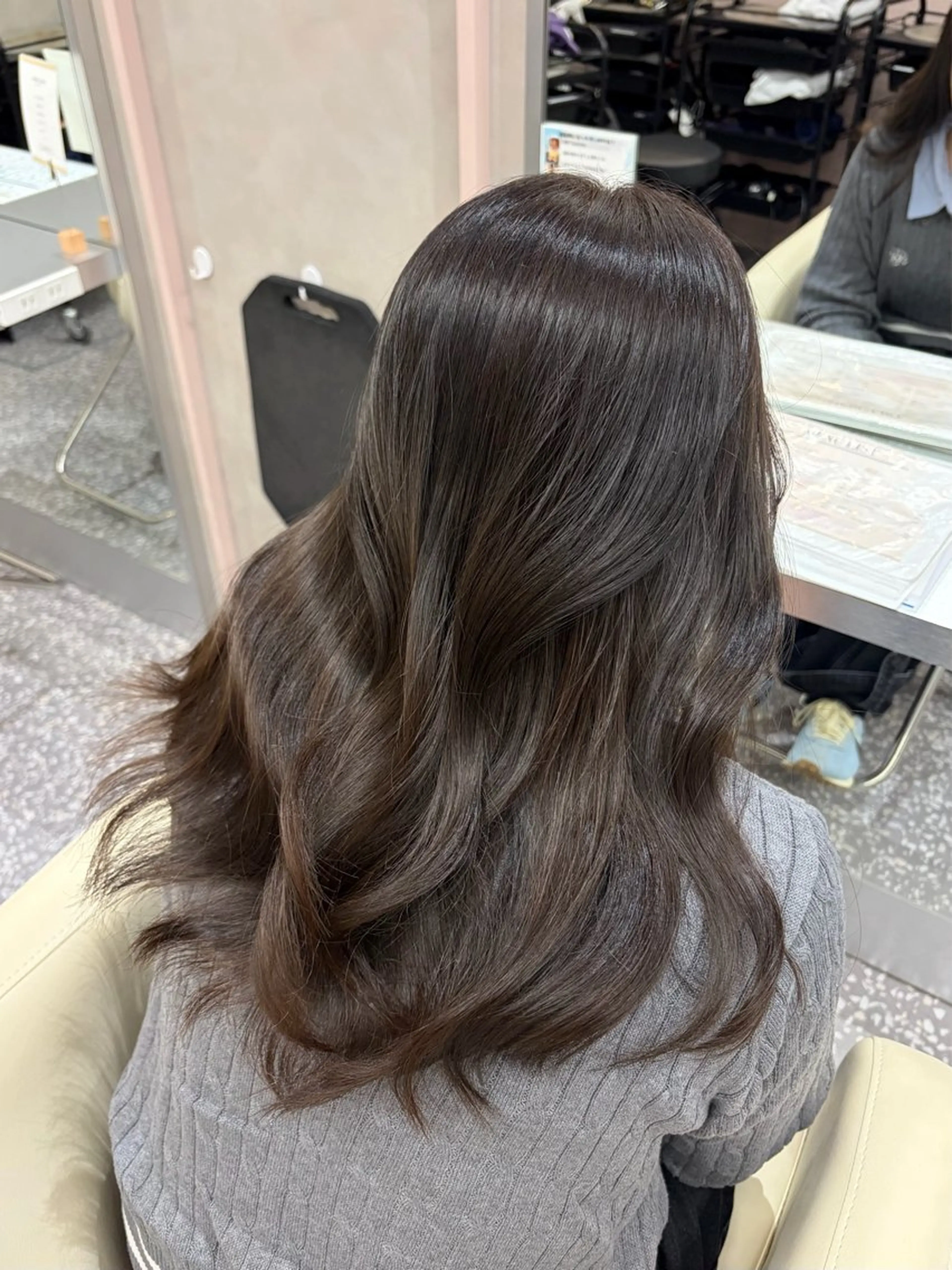 セミロング 縮毛矯正 縮毛矯正 山田 来留未のヘアスタイル