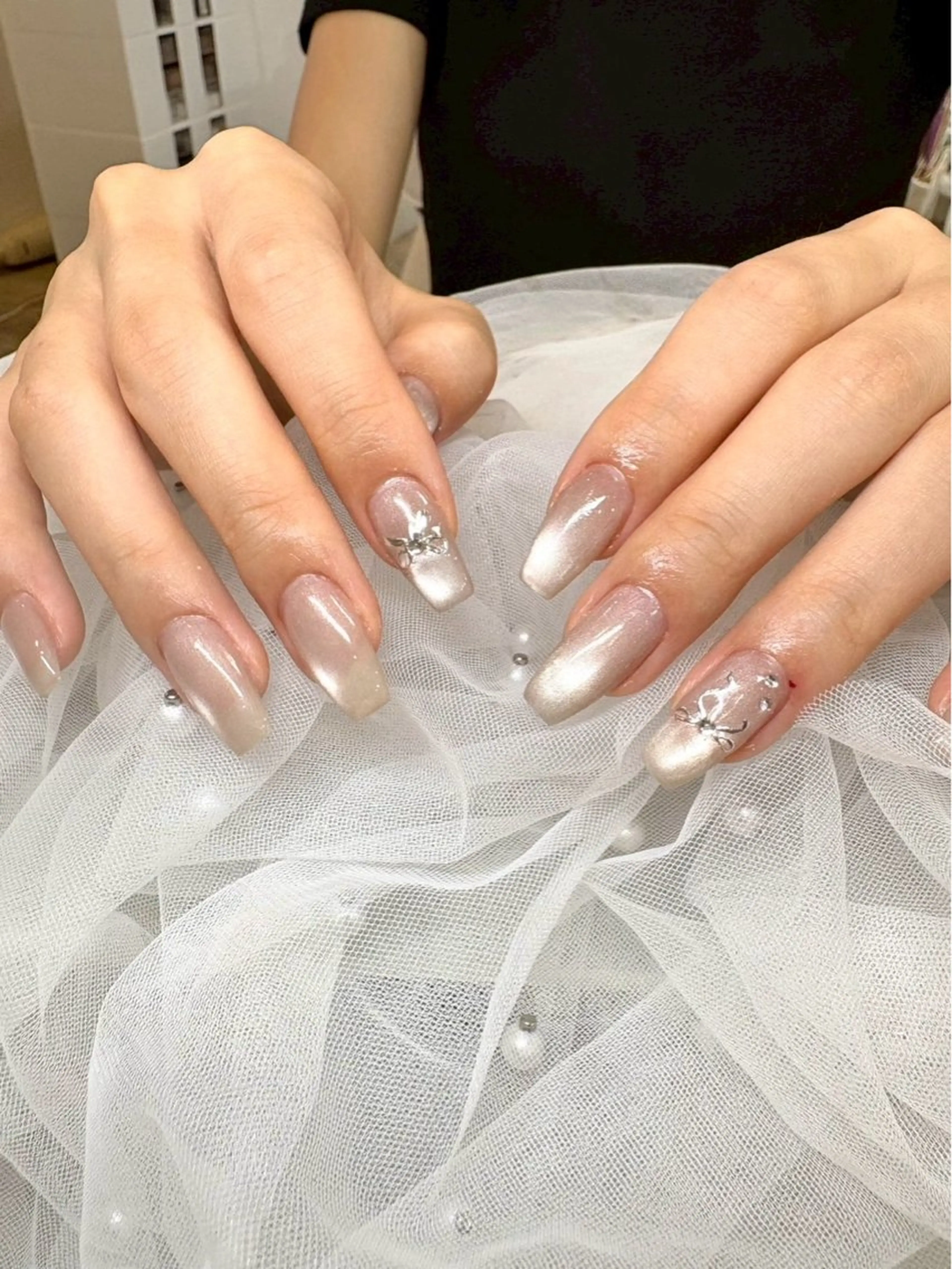 ネイル フットネイル ジェルネイル 卒業式 マグネットネイル パラジェル ハンドネイル lalaroom. nailsalon航空公園店所属・lala room.のネイルデザイン