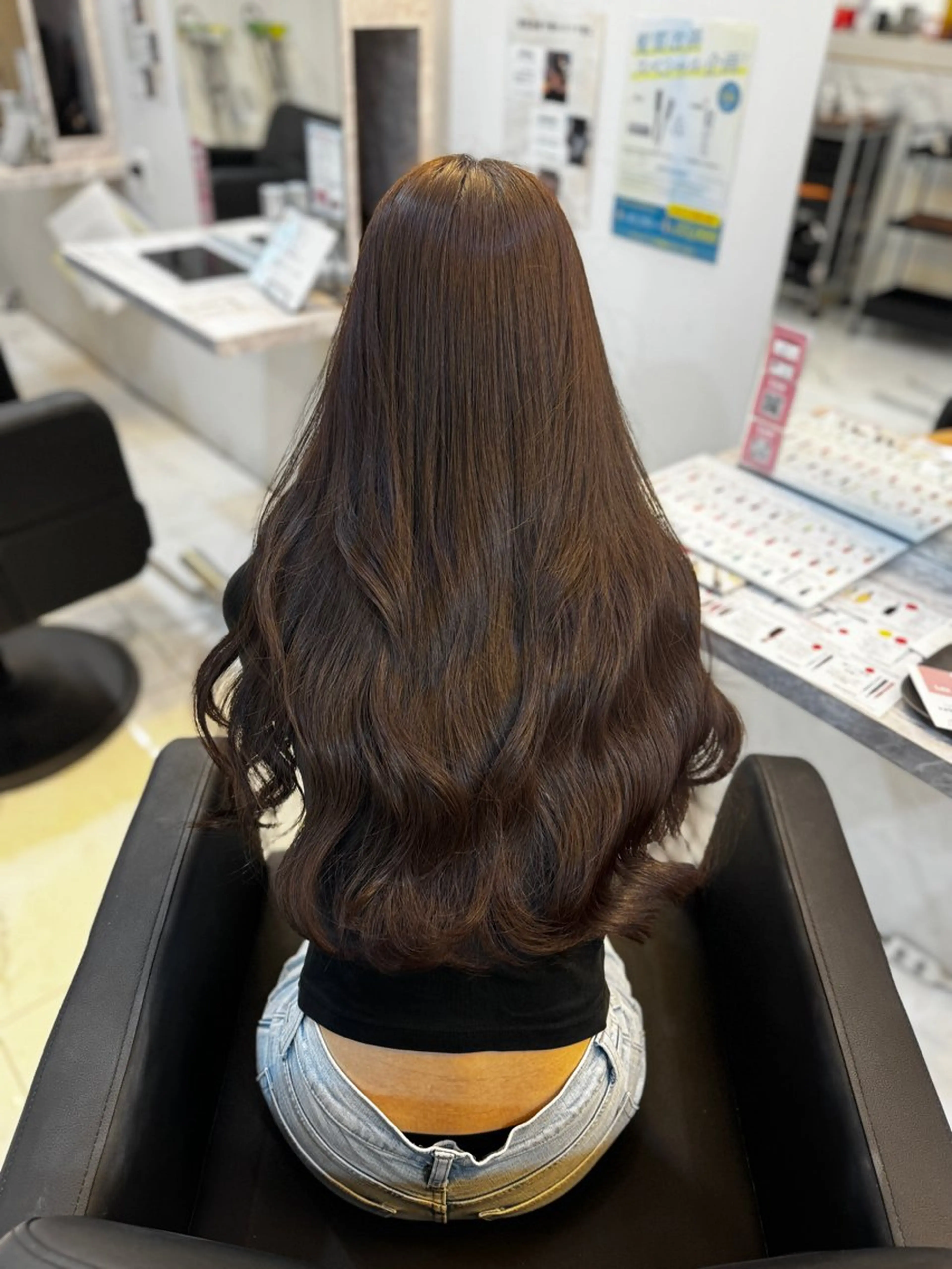 ロング ヘアカラー Lee四ツ橋 Sakuraのヘアスタイル