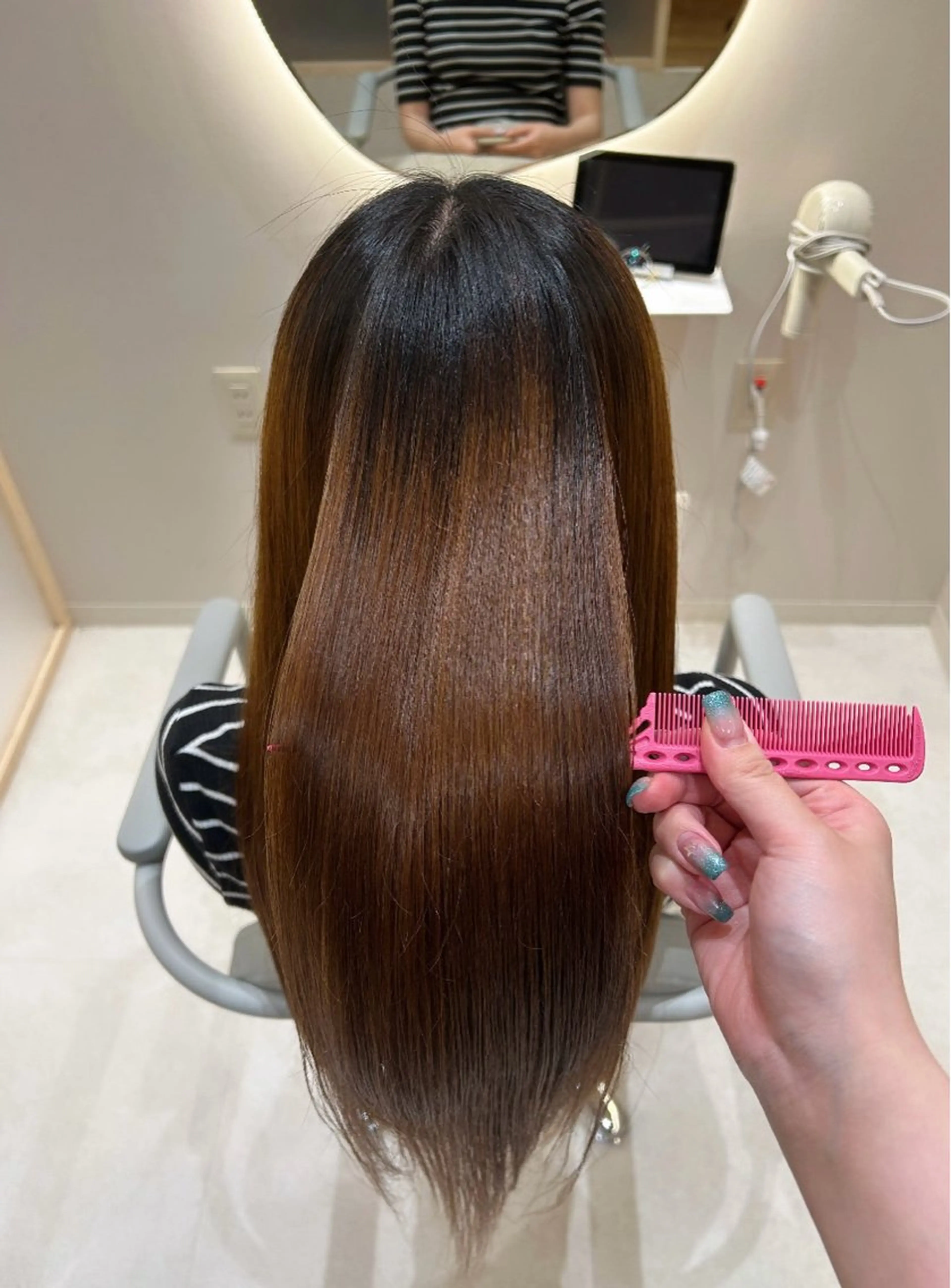 ロング レイヤー/艶髪カラー 🌷油科あい🌷のヘアスタイル