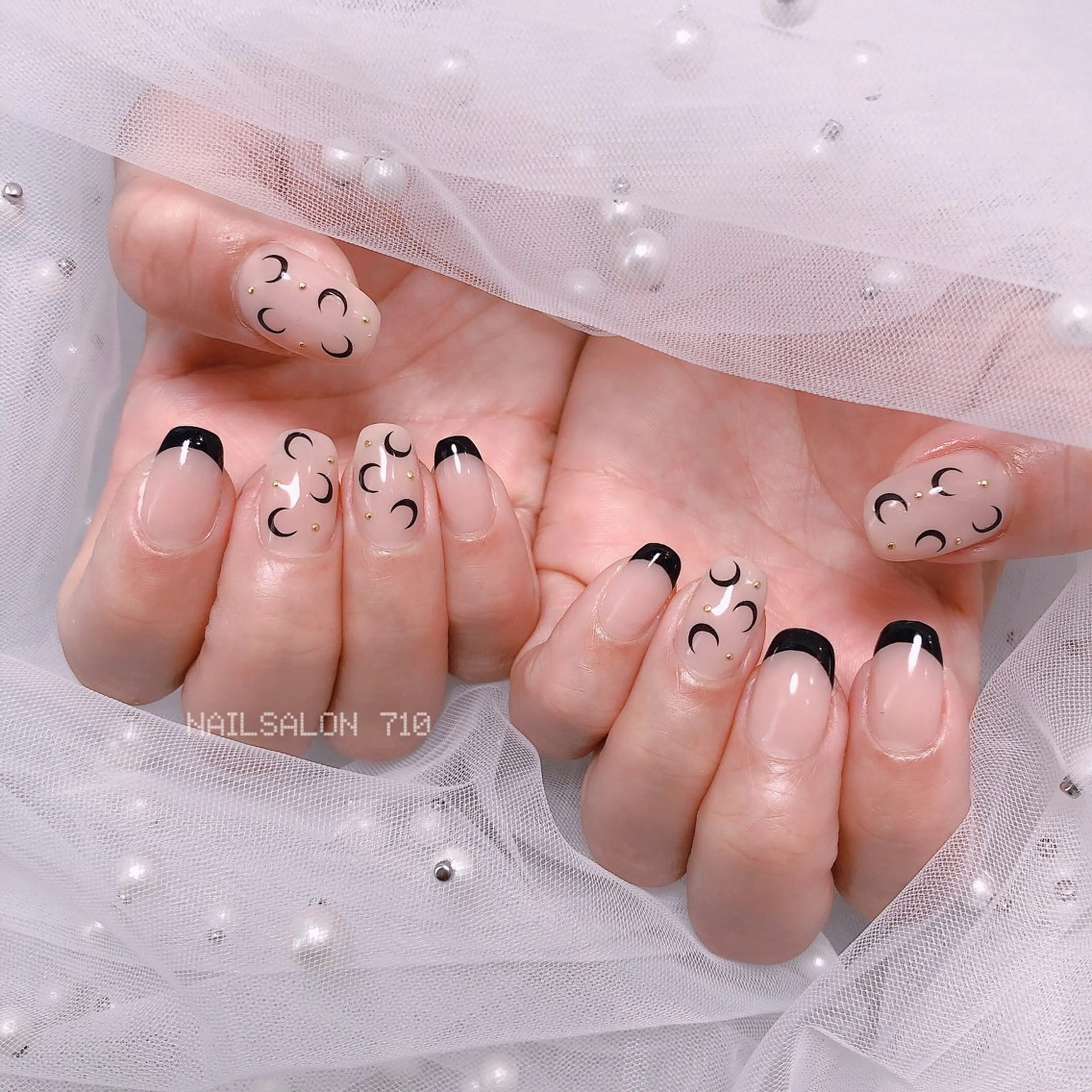 ネイル アートネイル 持ち込み ハンドネイル フットネイル ナナイチゼロ I.Naoのネイルデザイン