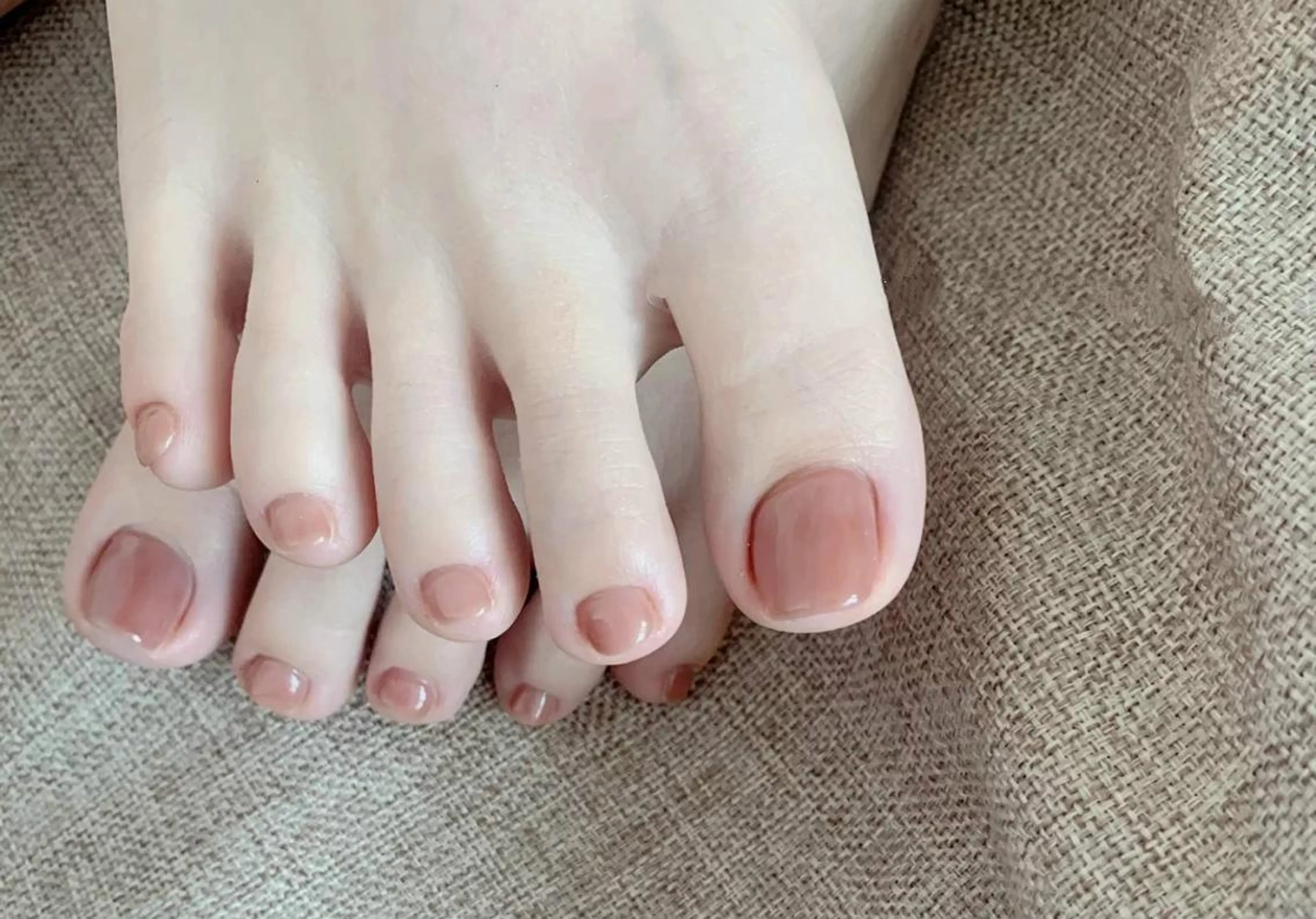 ネイル ネイルリボン 受付スタッフのネイルデザイン