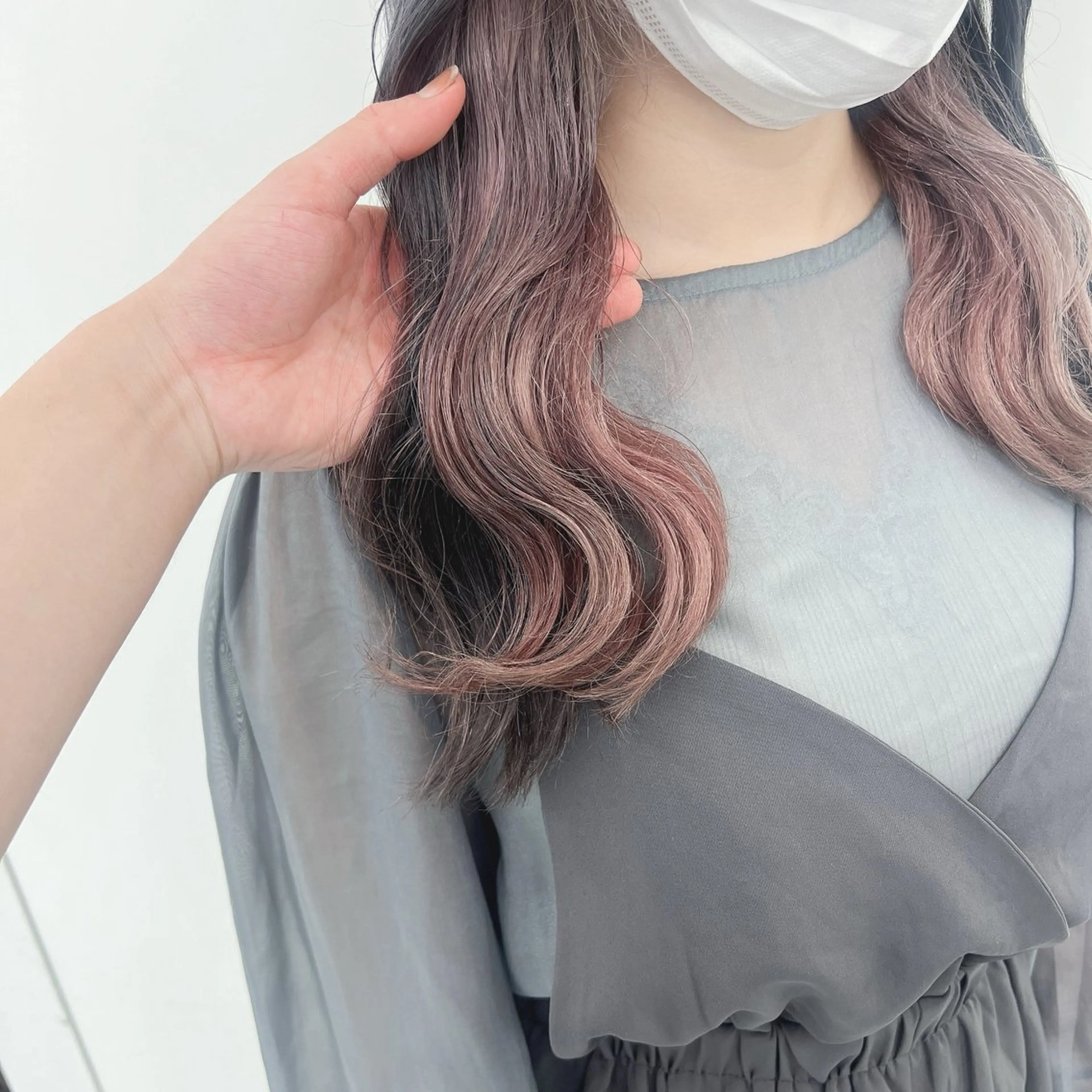 セミロング カラー ヘアカラー トリートメント ヘッドスパ ヘアセット 韓国スタイル🇰🇷 トレンドレイヤー🪡のヘアスタイル