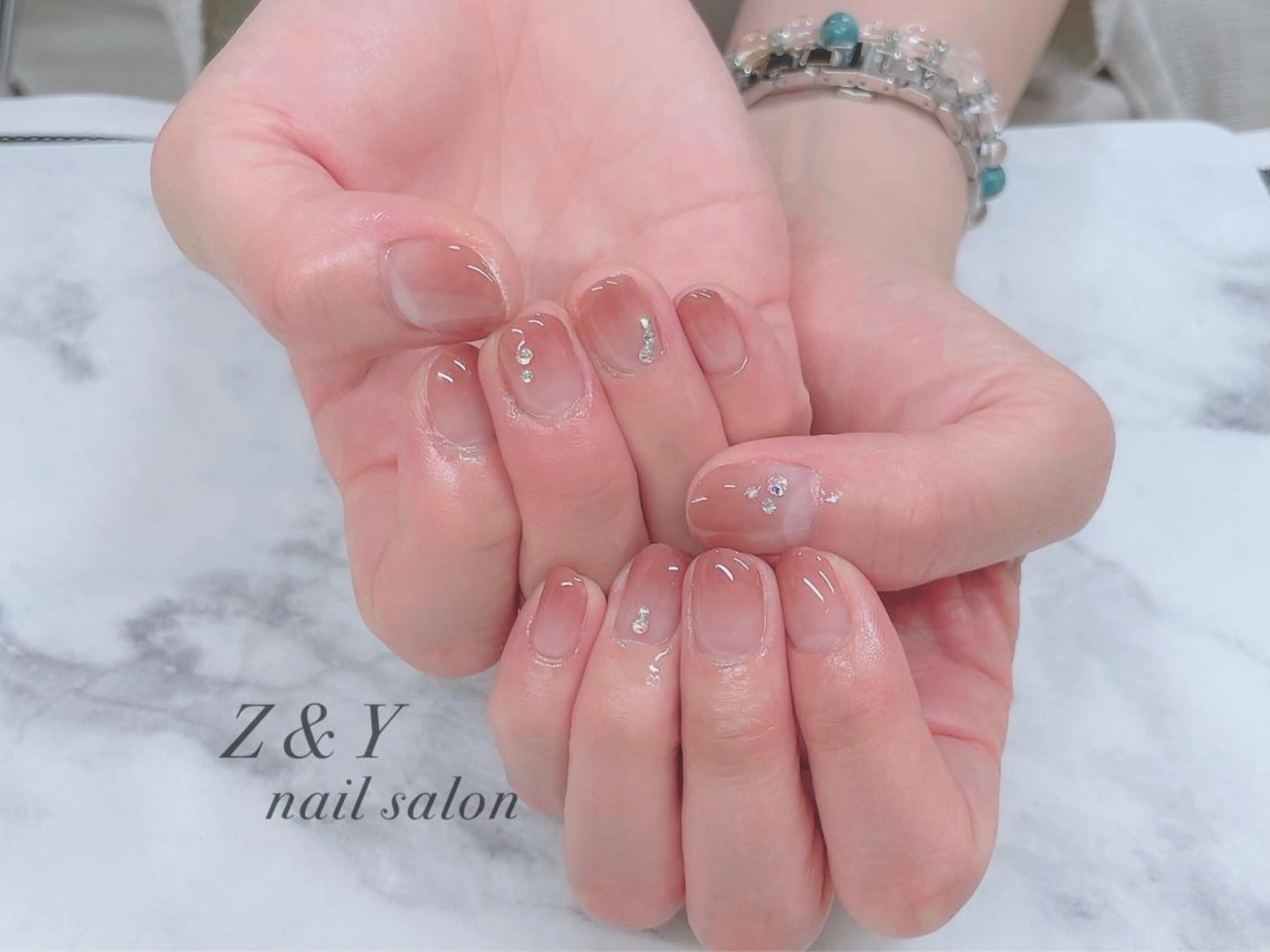 ネイル ﾌｨﾙｲﾝ専門ﾈｲﾙｻﾛﾝ彩 博多駅前店所属・ネイルサロン 彩 irodoriのネイルデザイン