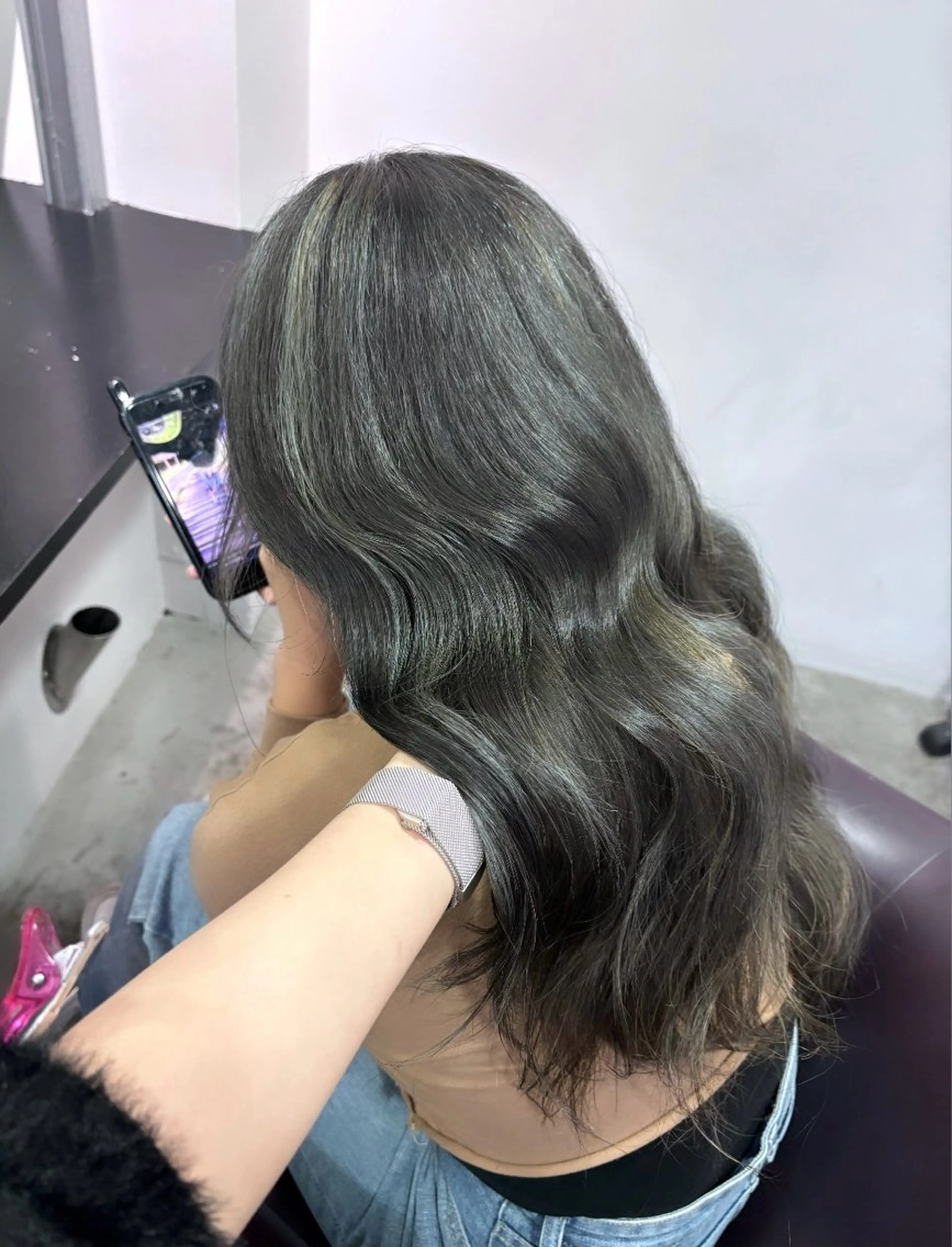 ロング カラー こまつ まりやのヘアスタイル