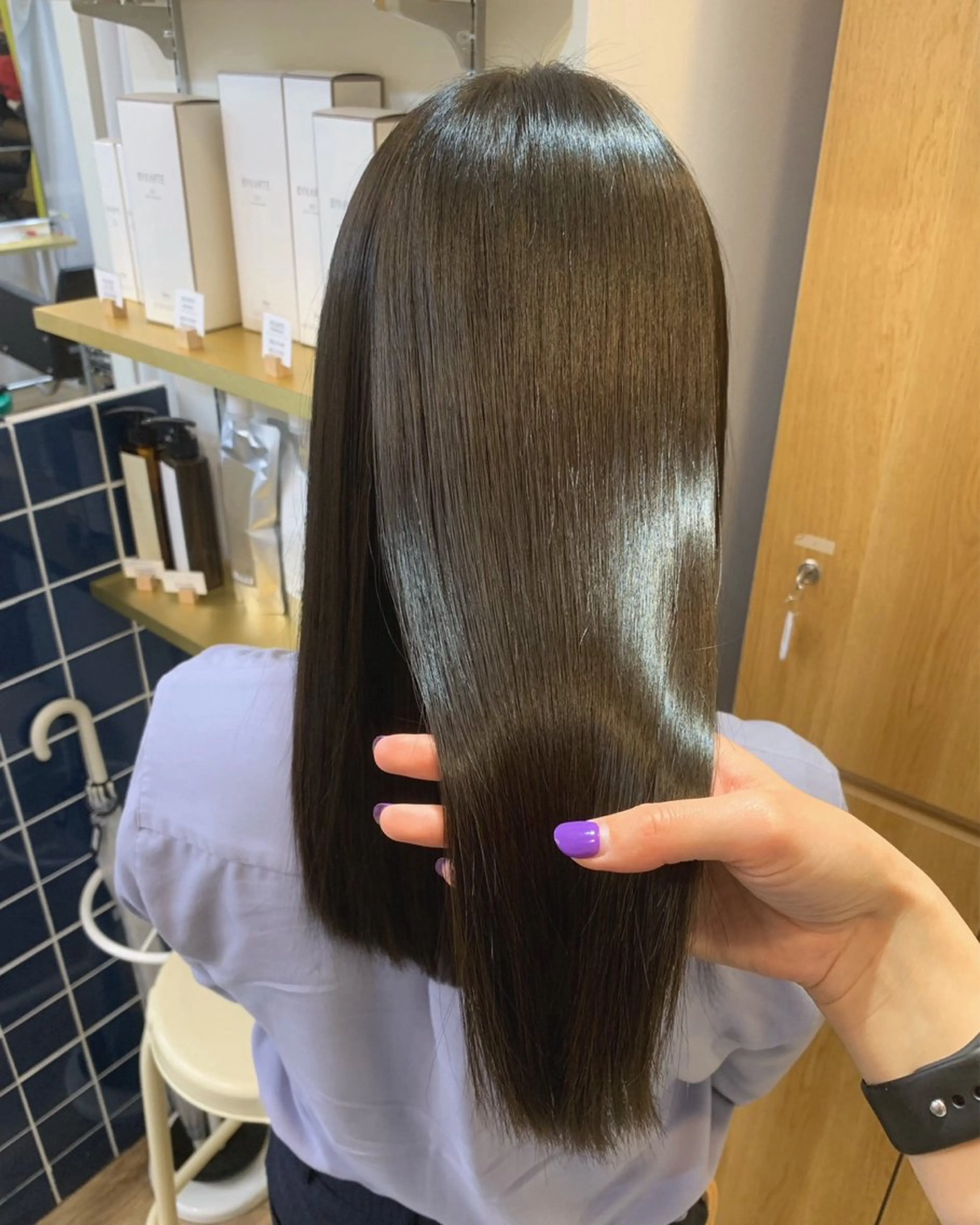 ロング トリートメント シオン/艶髪/ グレージュカラーのヘアスタイル