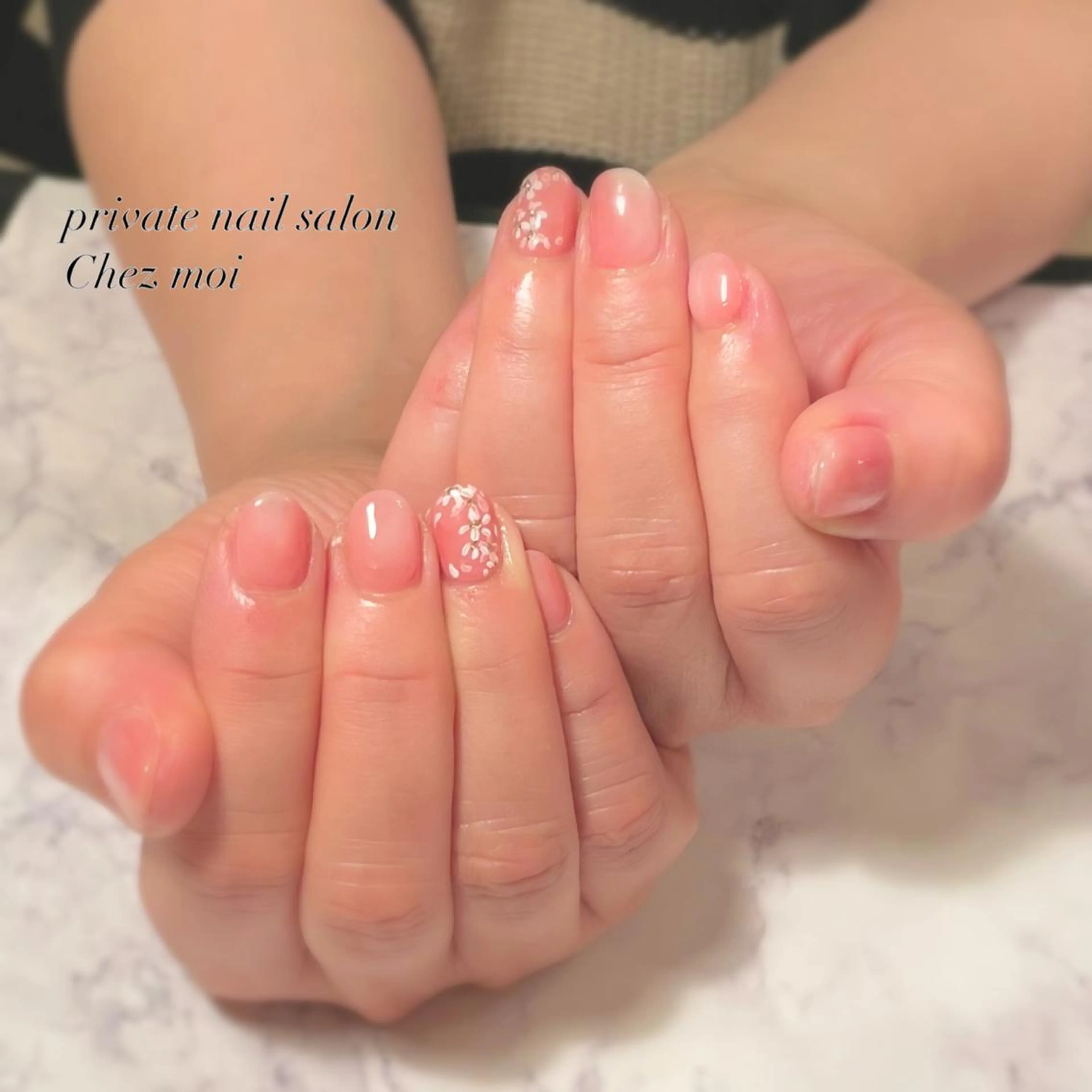 ネイル KOMINE TOMOKOのネイルデザイン