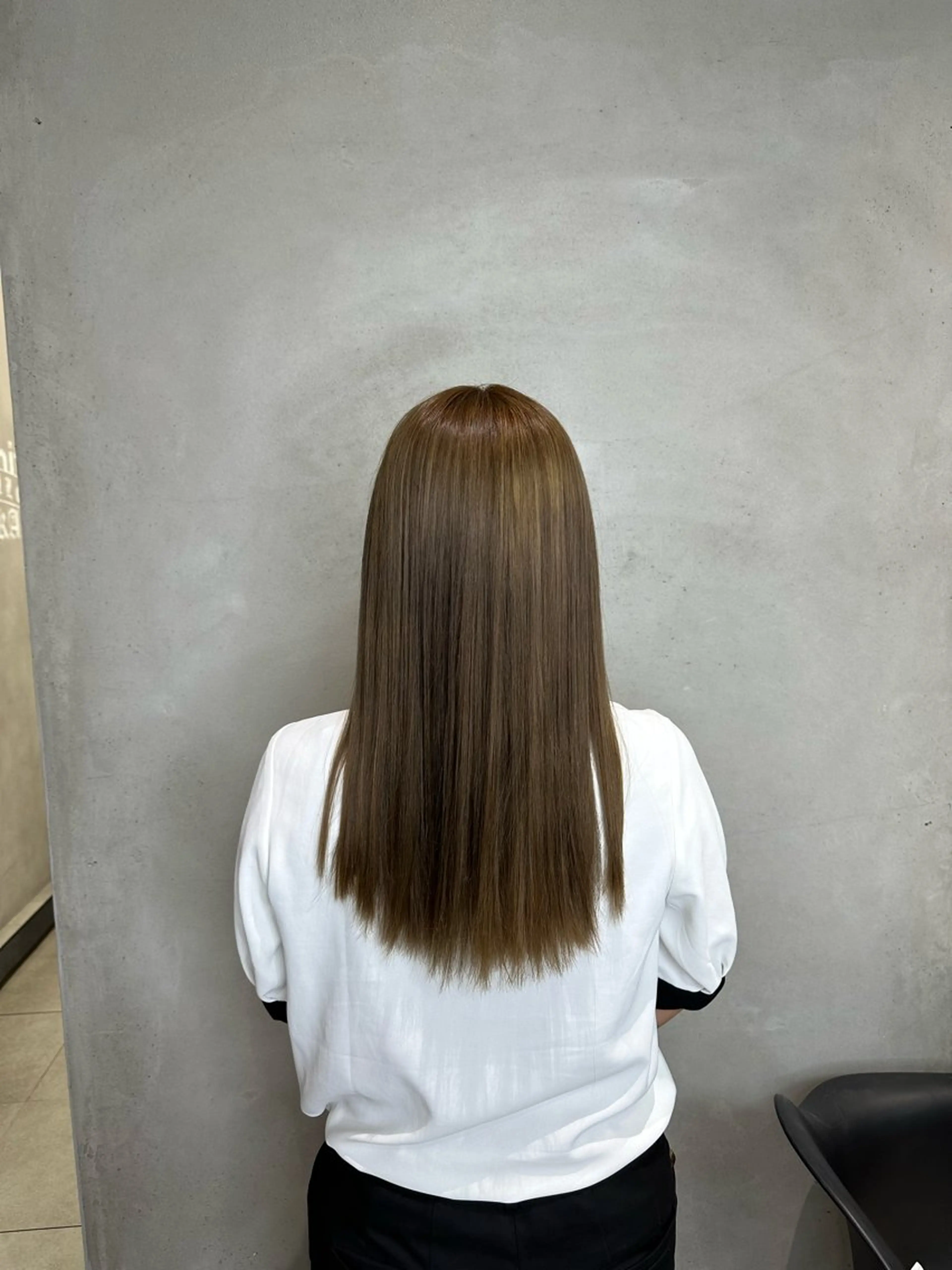 カラー ヘアカラー 艶暖色/ベージュ SAKI💜のヘアスタイル