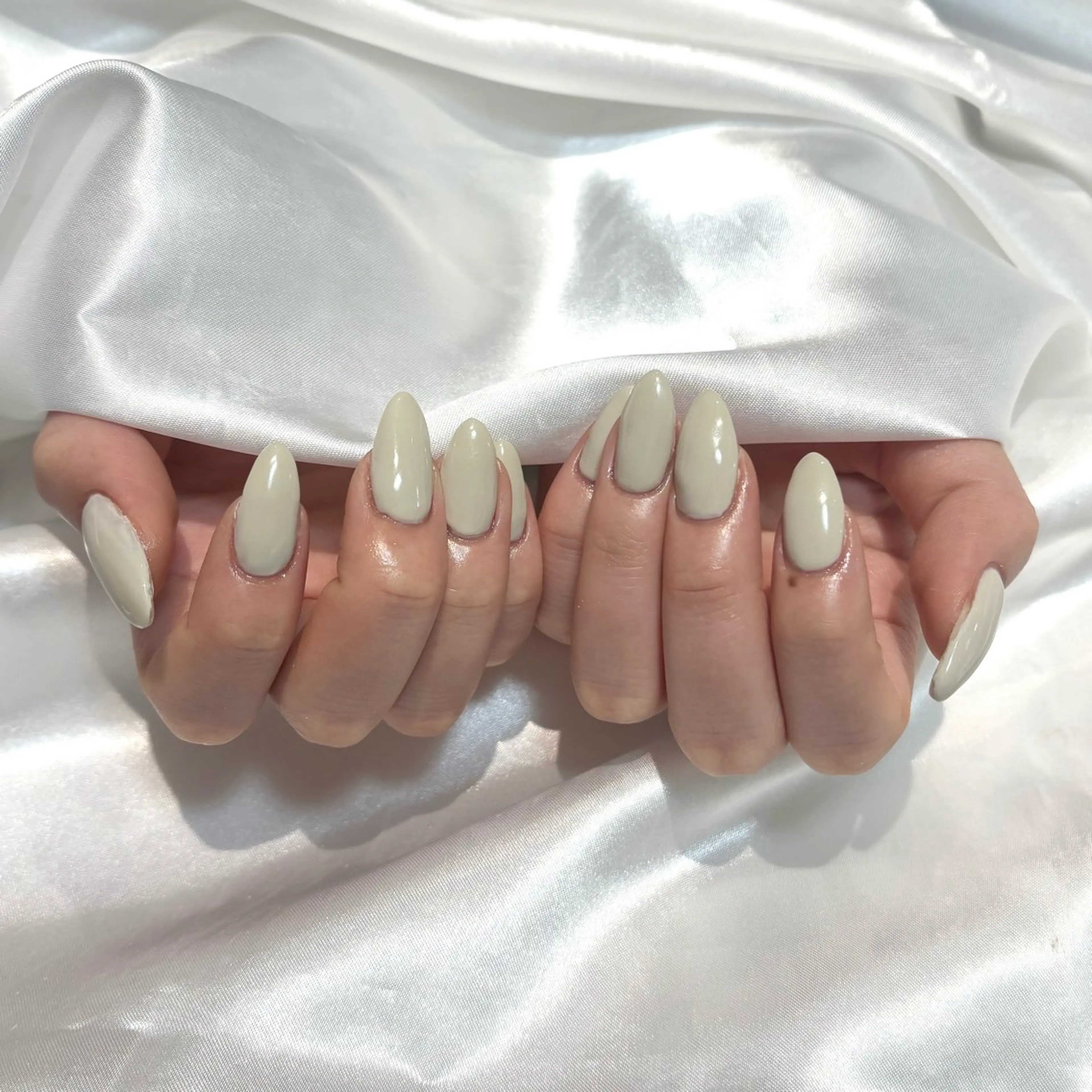 ネイル ハンドネイル WISTERIA moekaのネイルデザイン