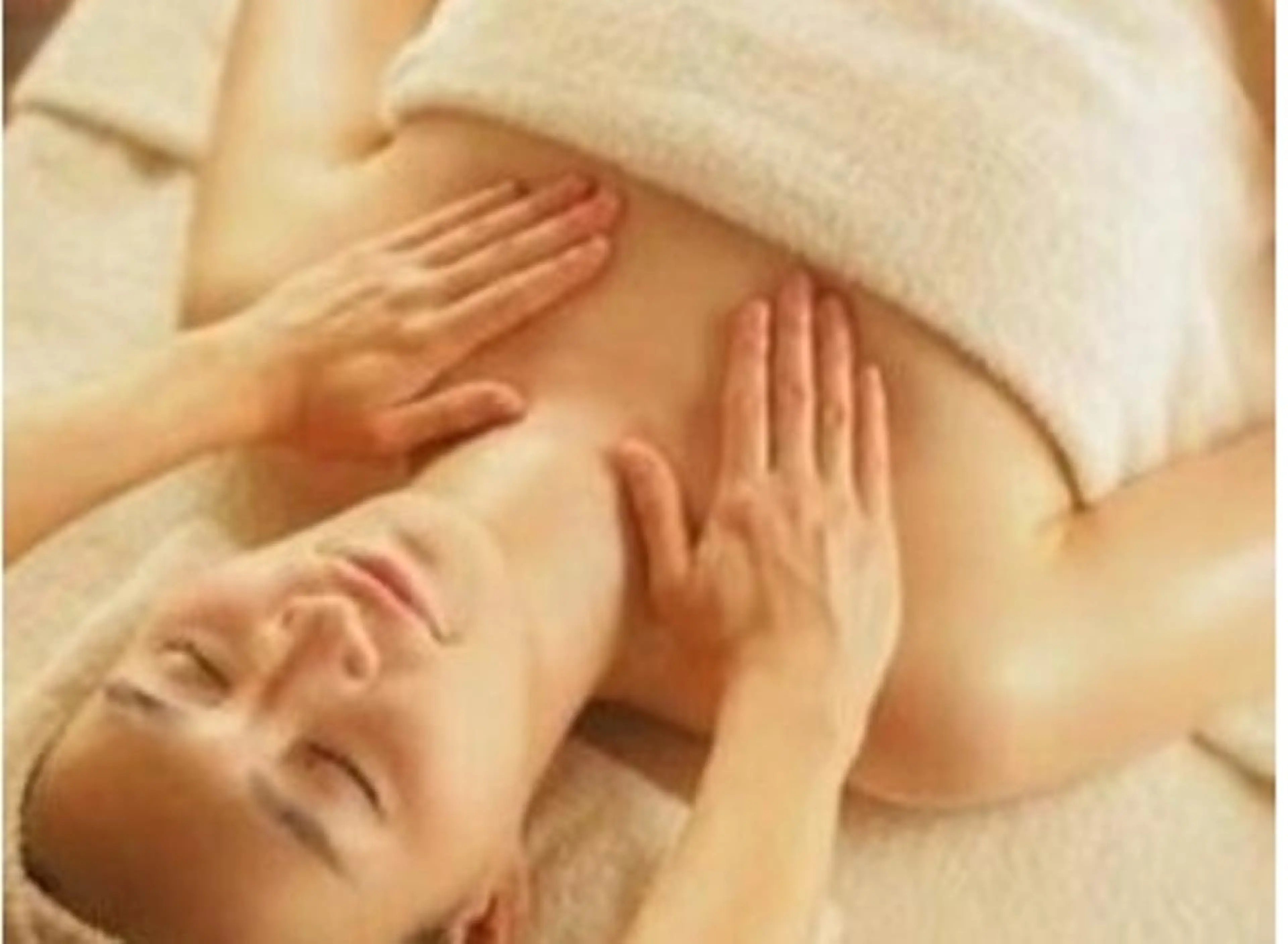 EMSとオイルで辛い肩首頭を時短お助け❣️クイックトリートメント🤩リラク人気No. 1メニューにEMSプラス🌟の写真