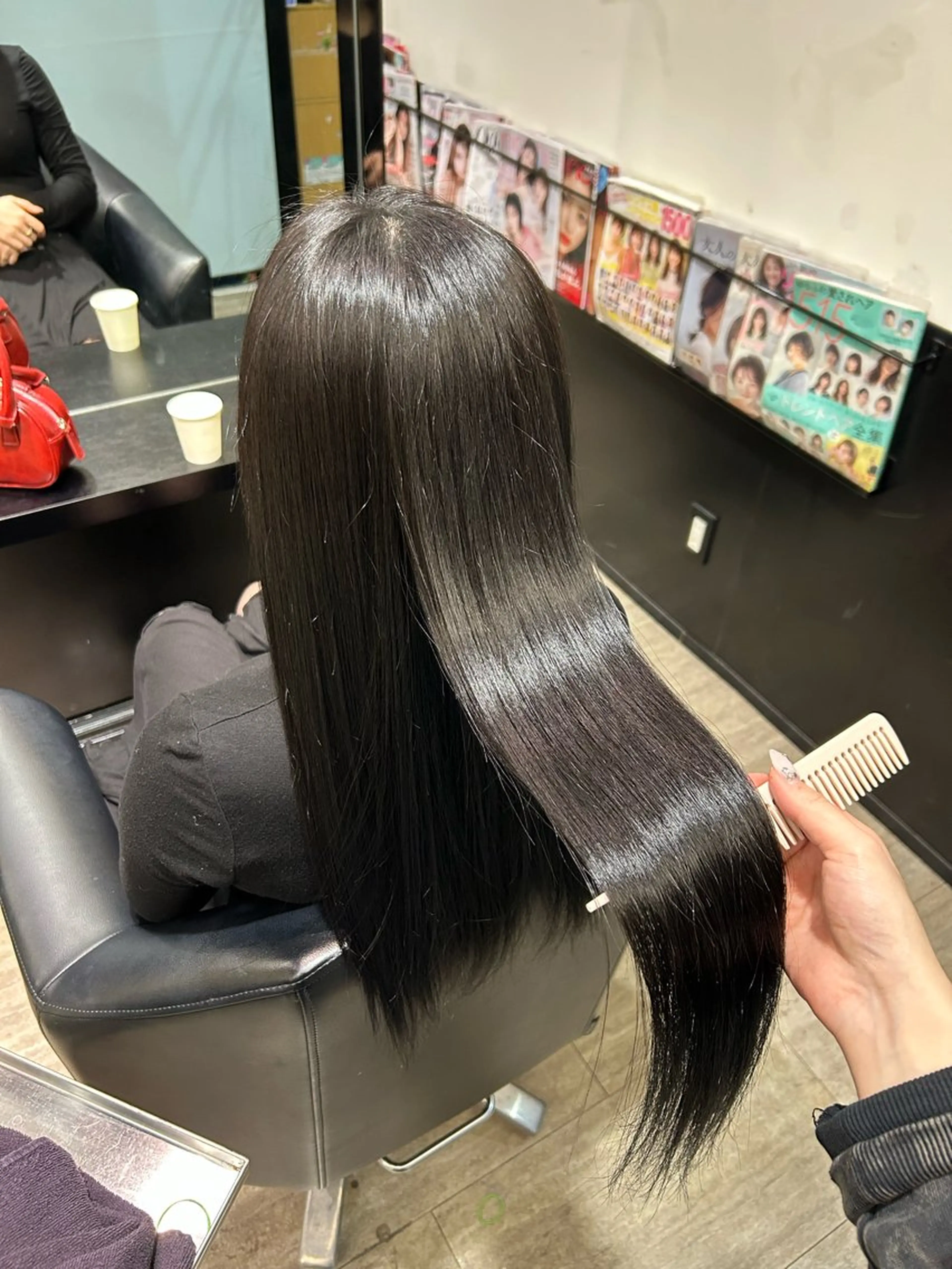 ロング カット ヘアカラー トリートメント ishizuka toaのヘアスタイル