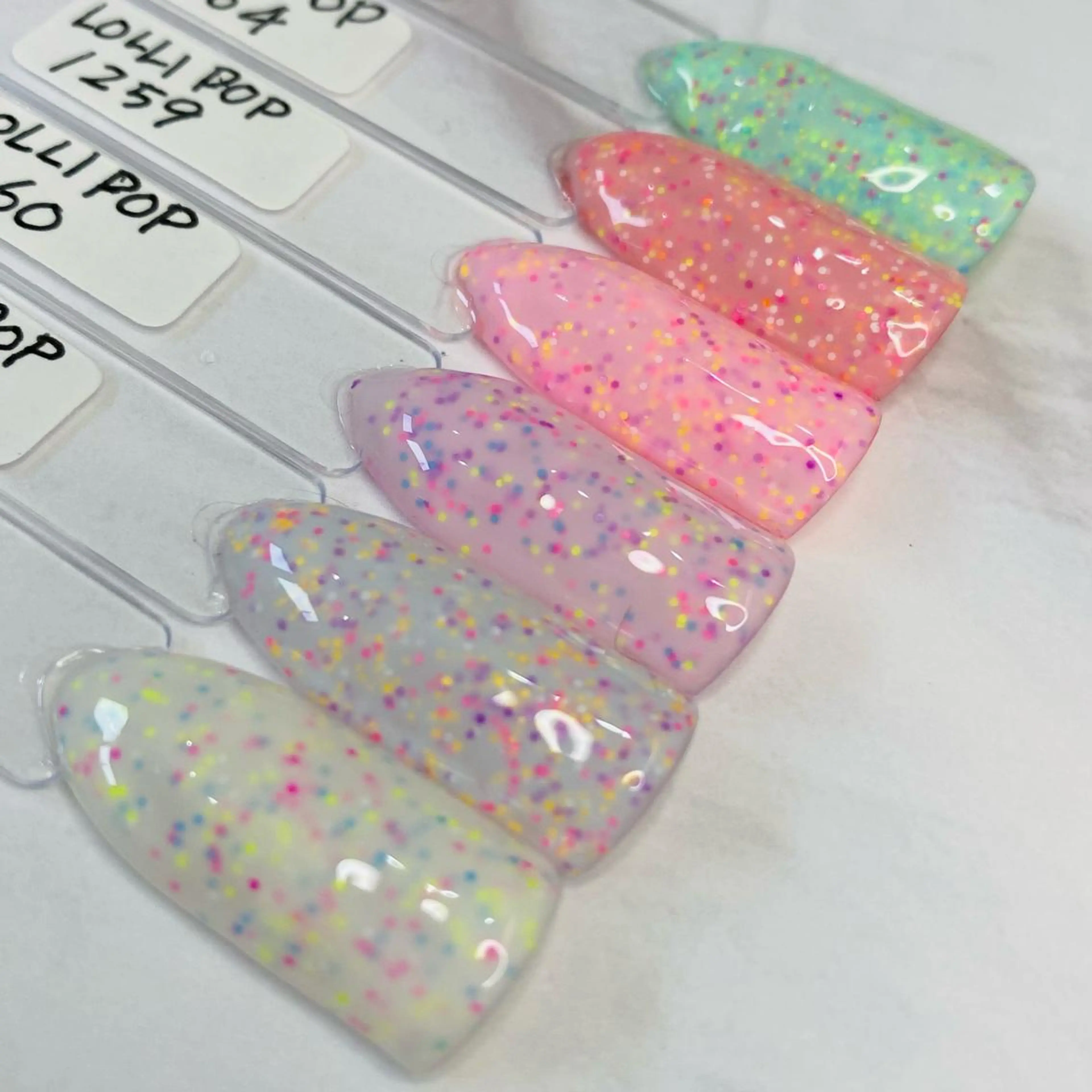 ネイル Nail Salon & MORE.のネイルデザイン