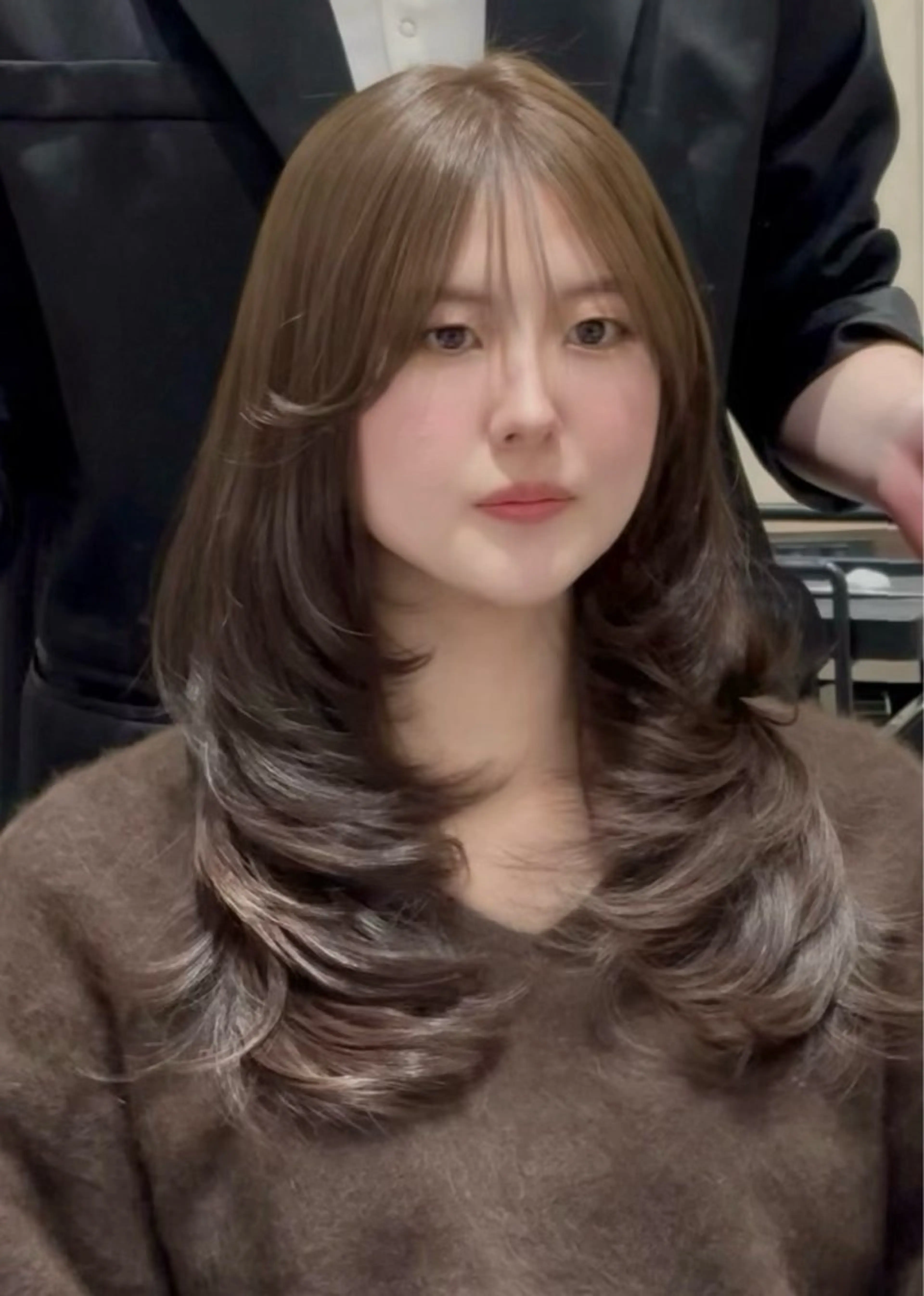 【イメージチェンジ​〜​レイヤースタイルにしたい方限定🎶】7cm以上​〜​ ✨カット➕オージュアトリートメント✨️の写真