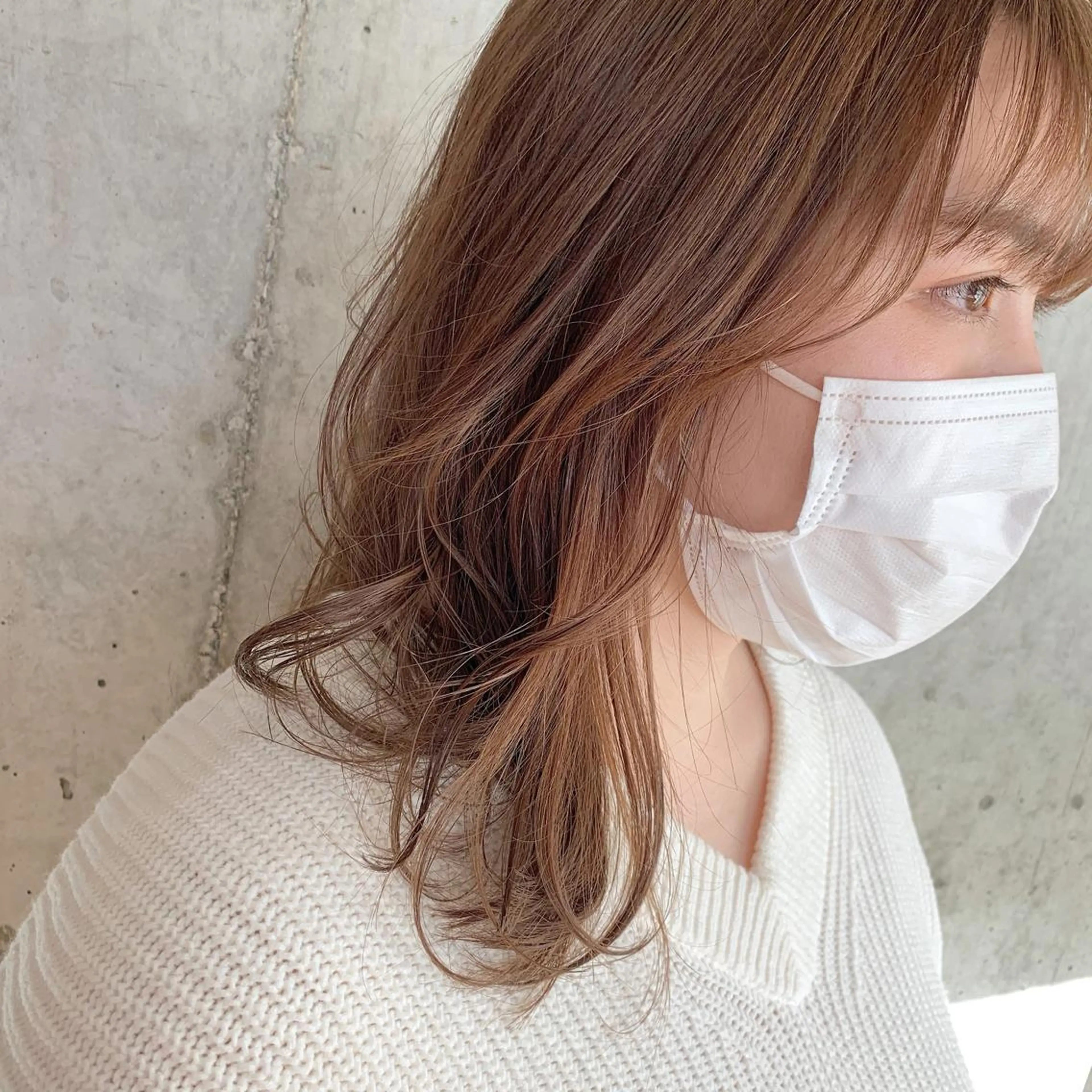 ミディアム 🌷横浜/レイヤー /艶カラー🌷のヘアスタイル