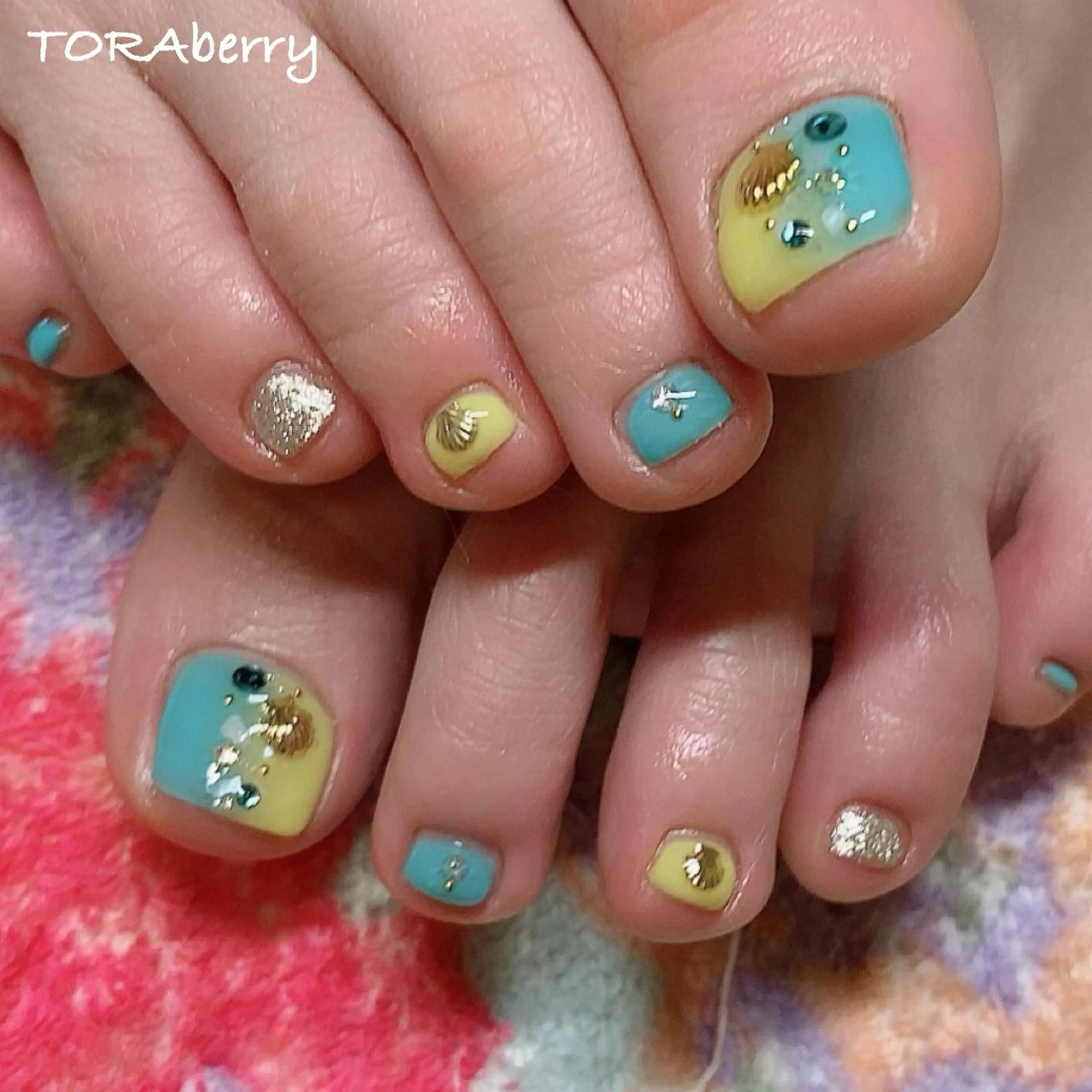 ネイル 夏ネイル フットネイル ネイリスト なつみのネイルデザイン