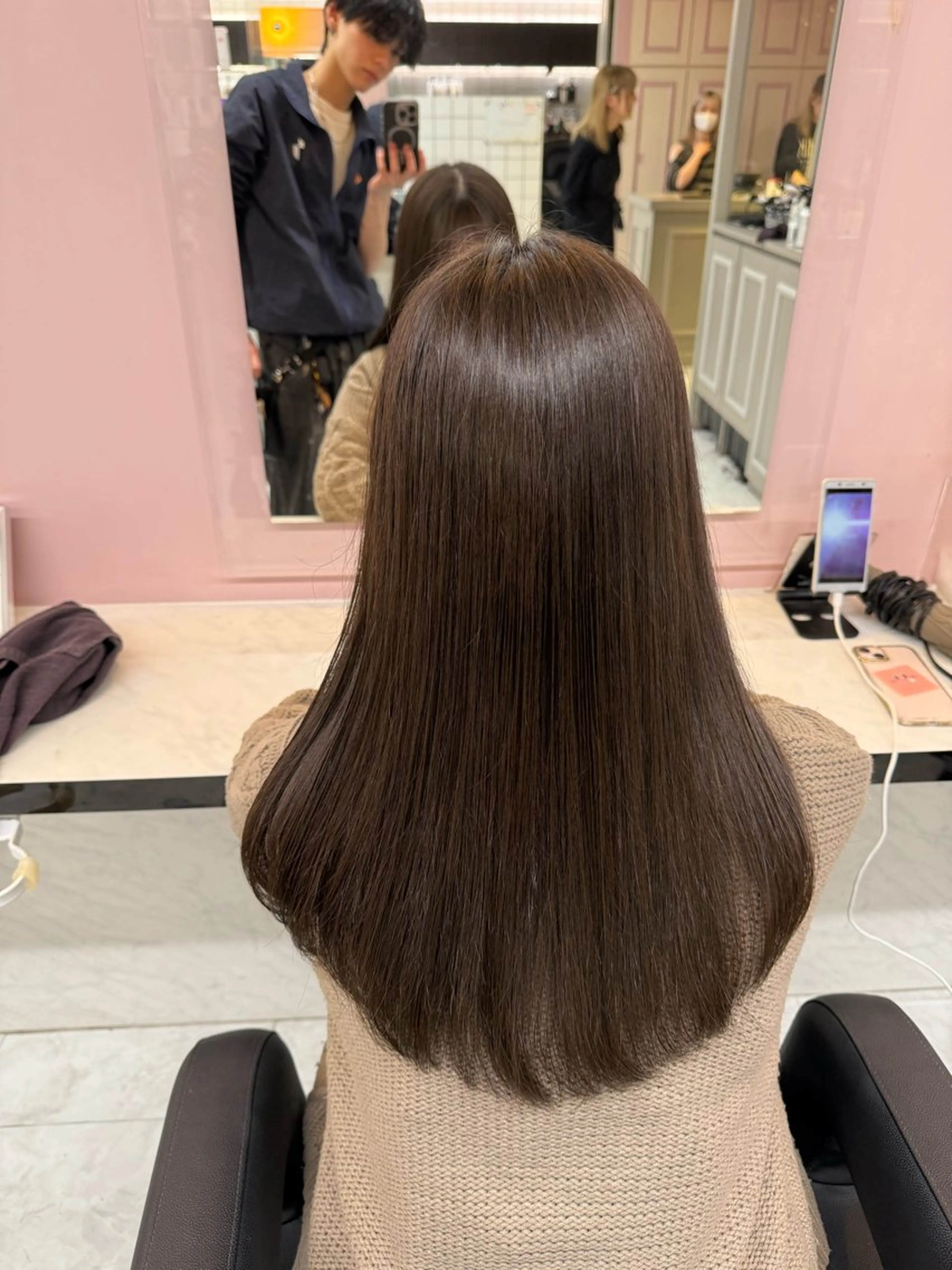 ロング カラー ベージュカラー オリーブベージュ 髪質改善 カット ヘアカラー トリートメント 韓国風グレージュ 🤍たくみ🤍のヘアスタイル