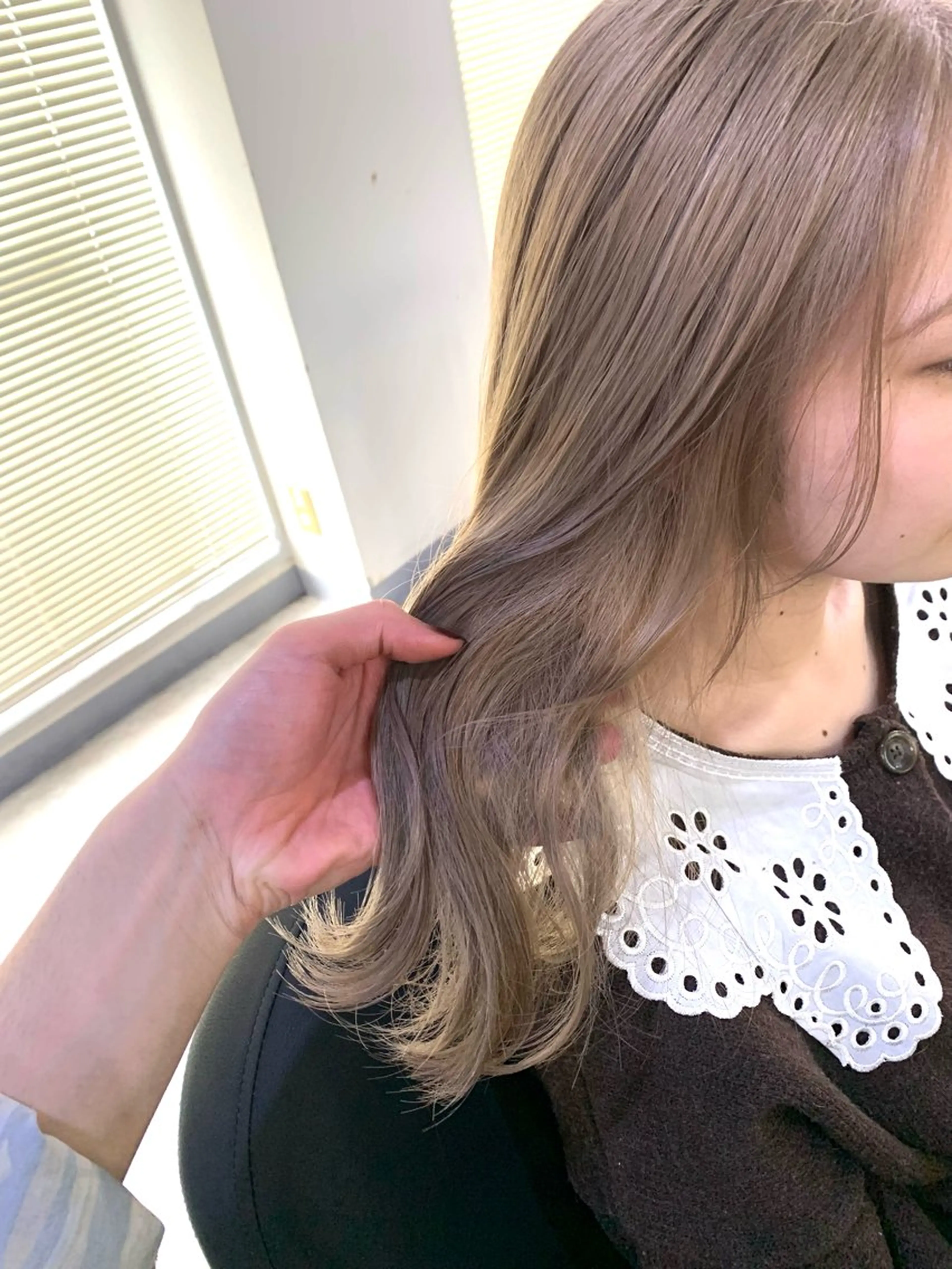 🌟ミニモ学割🌟ケアブリーチ🌟ハイトーンダブルカラートリートメント＋MBの写真