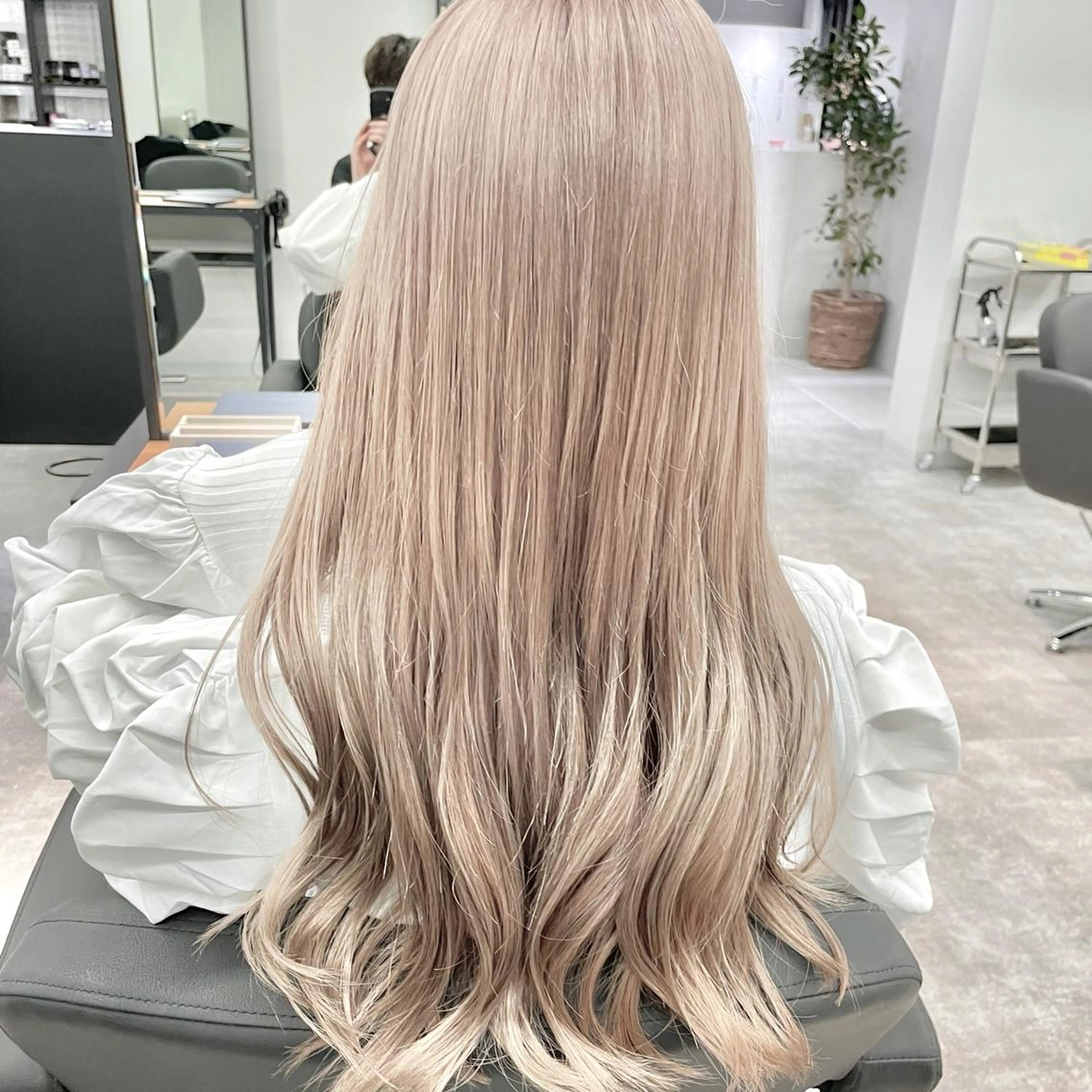 ロング カラー ハイトーンカラー カット ヘアカラー MiL所属・✨ハイトーン✨ 濱田知孝のヘアスタイル