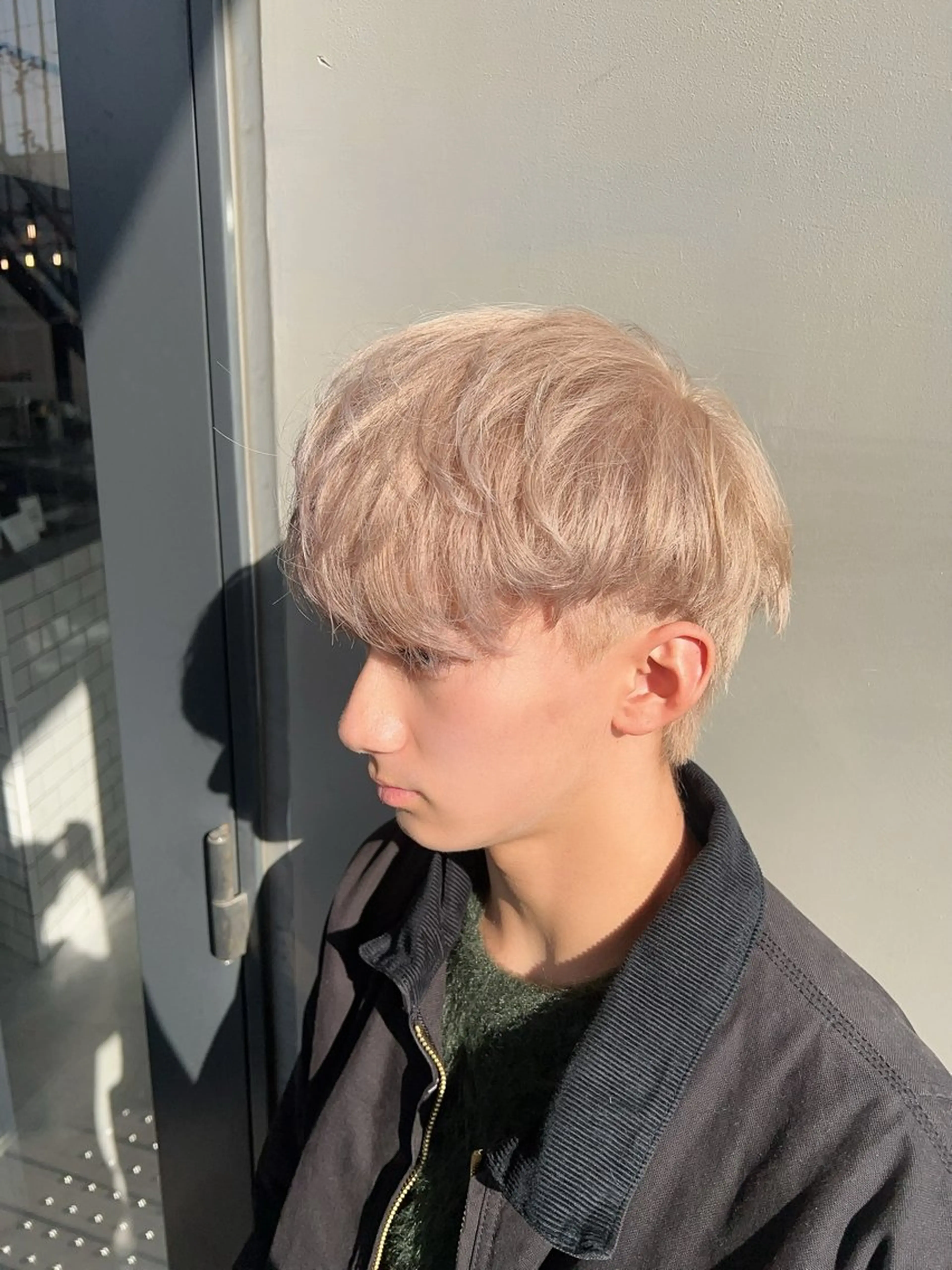 カラー メンズ ヘアカラー トリートメント ダブルカラー寒色系 ボリューム改善ハヤトのヘアスタイル