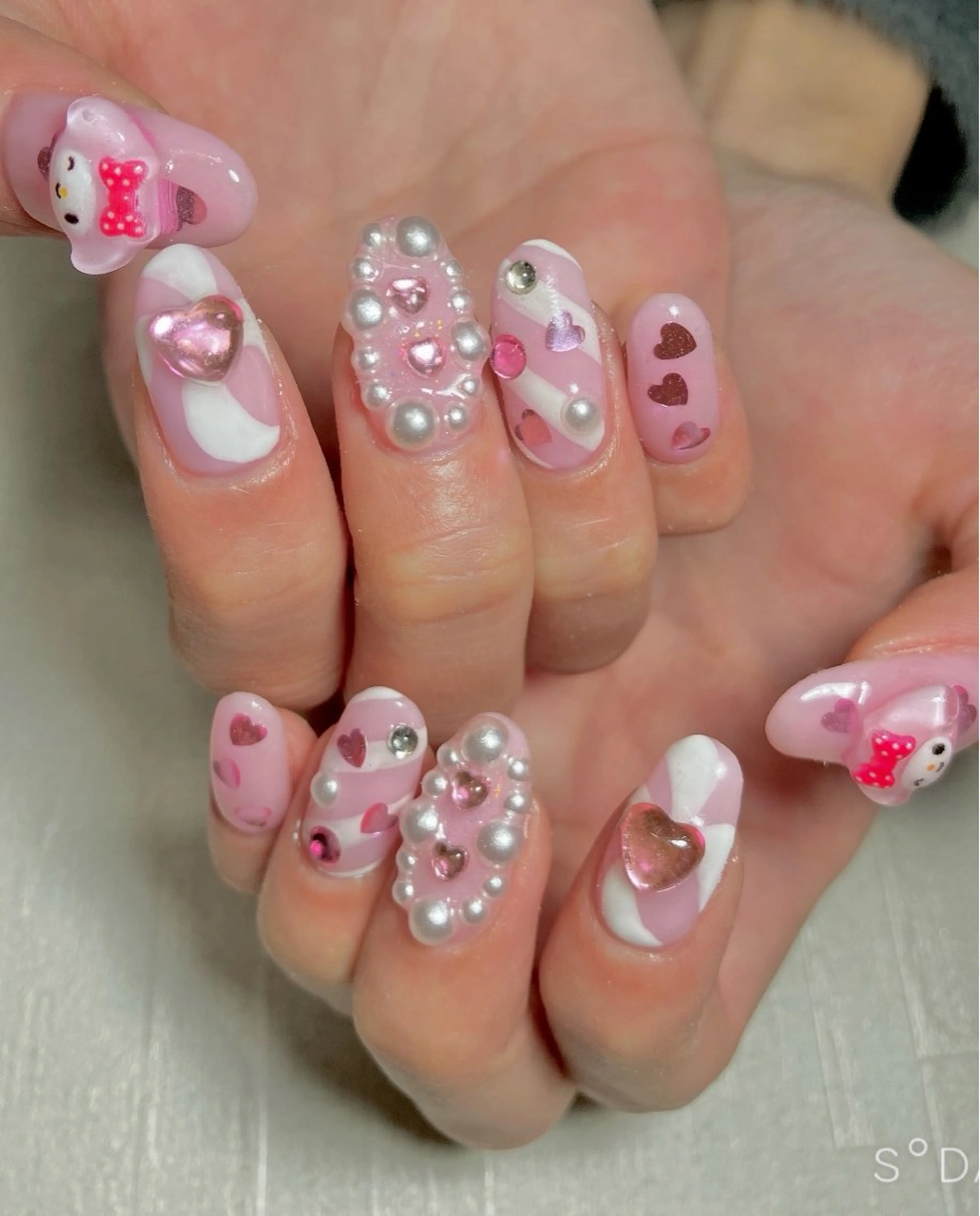 ネイル ハンドネイル Liennail 持込デザインやり放題のネイルデザイン