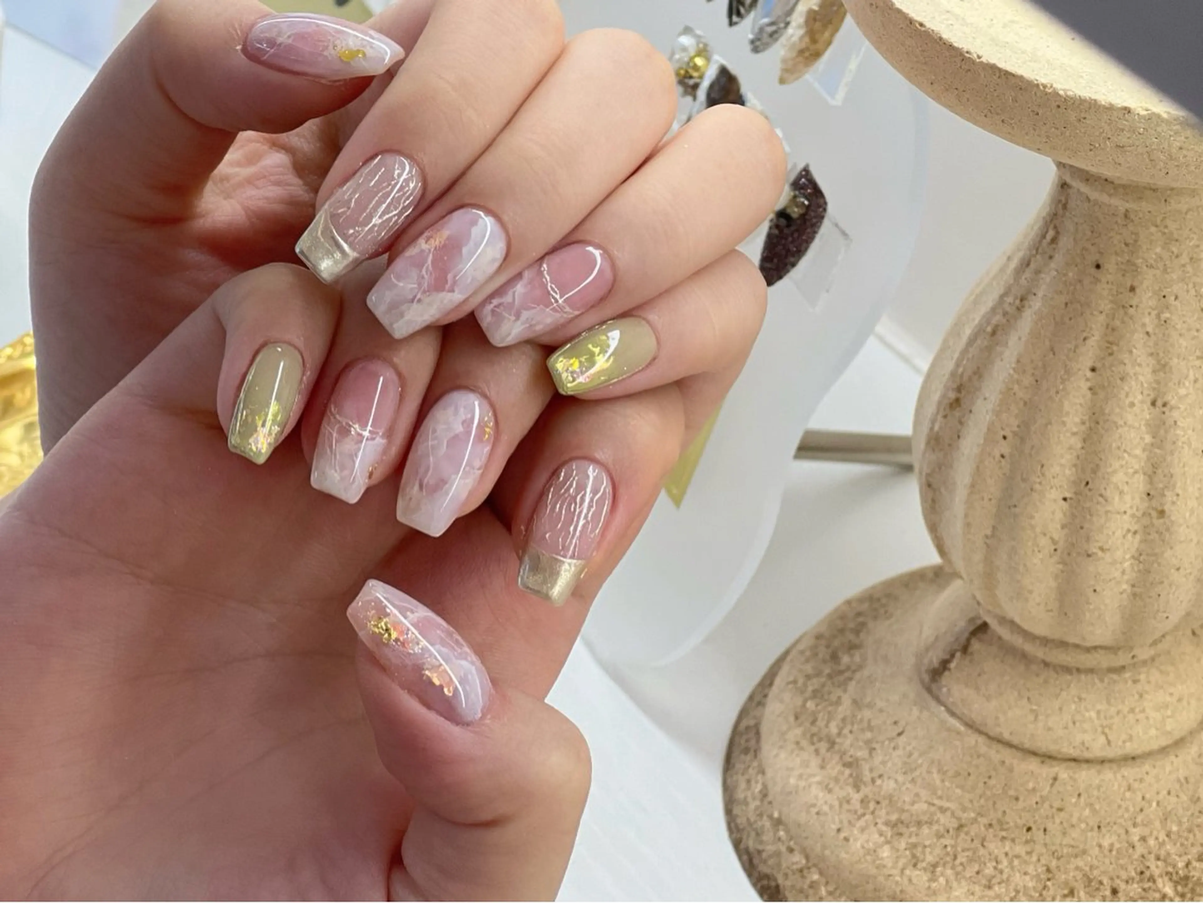 メンズ ネイル アートネイル フレンチネイル ジェルネイル キラキラネイル パラジェル ハンドネイル Bloom スカルプ専門店のネイルデザイン