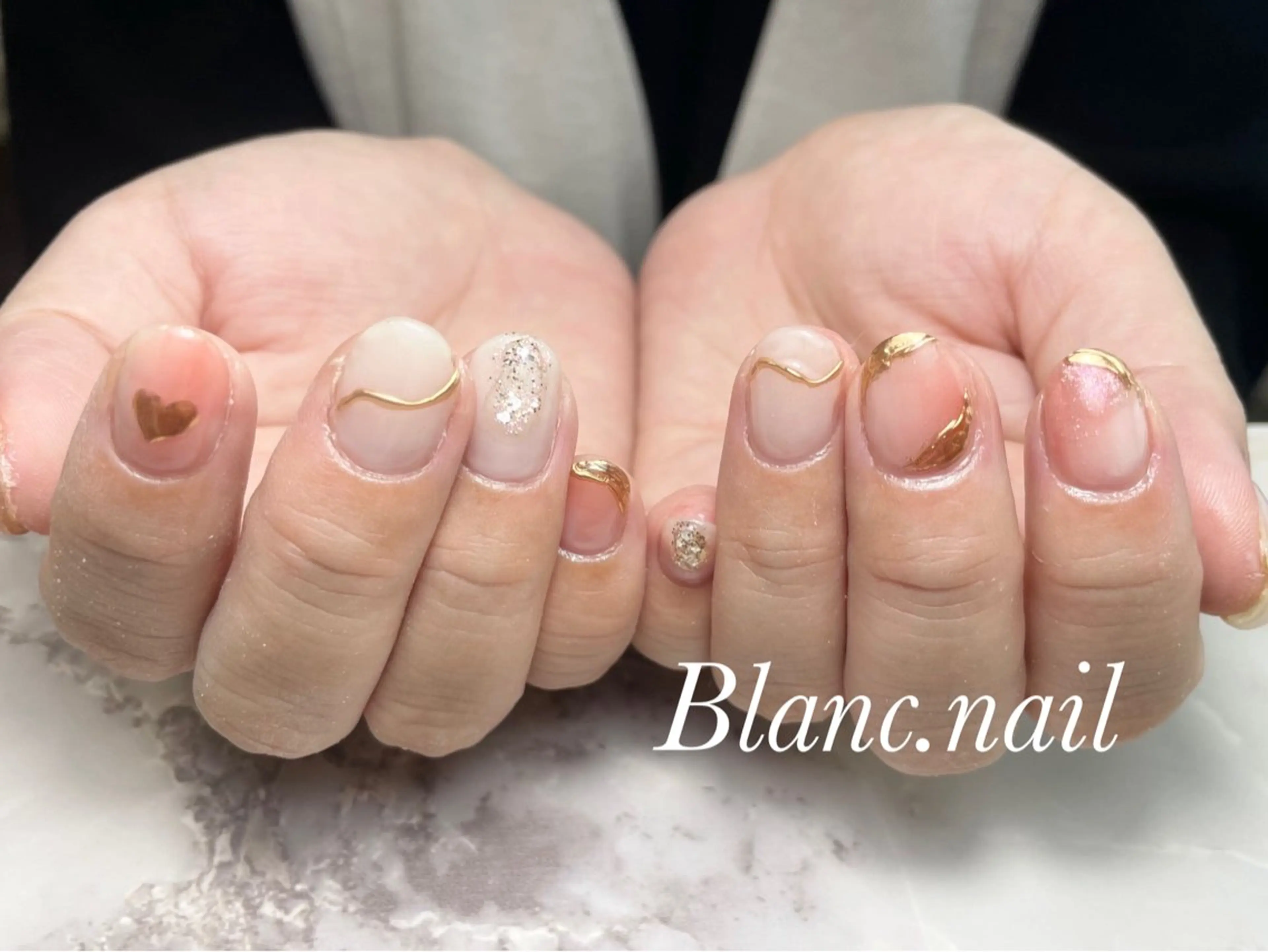 ネイル ジェルネイル ハート ミラーネイル 持ち込み ニュアンスネイル ハンドネイル BLANCEnail所属・BLANCnail yuuのネイルデザイン