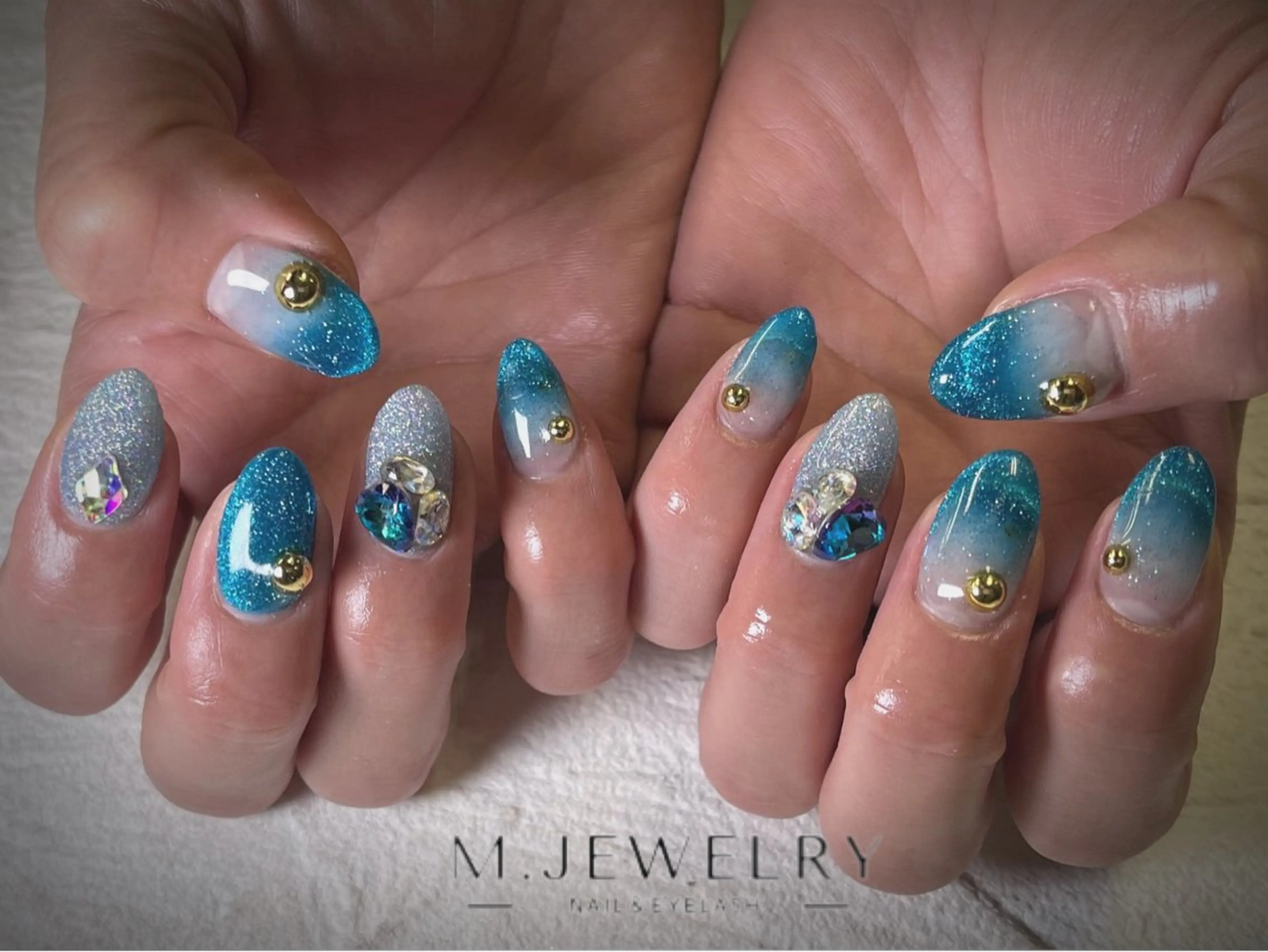 ネイル M.JEWELRY tomomiのネイルデザイン