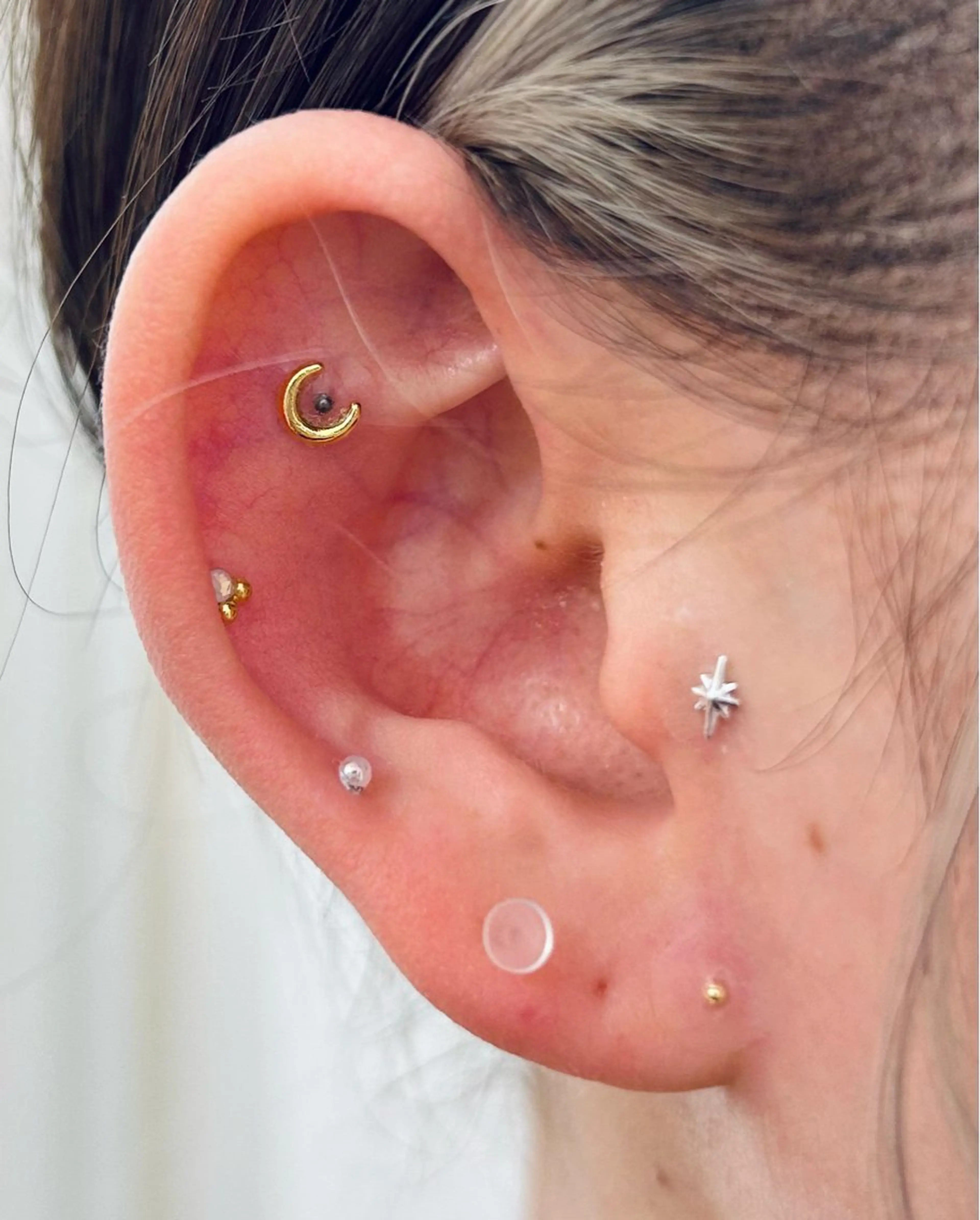 【すぐ予約不可】耳つぼジュエリー🌙特別価格☪️ パーツ選び放題6粒💎ミニモ特別価格で追加ジュエリー可！の写真