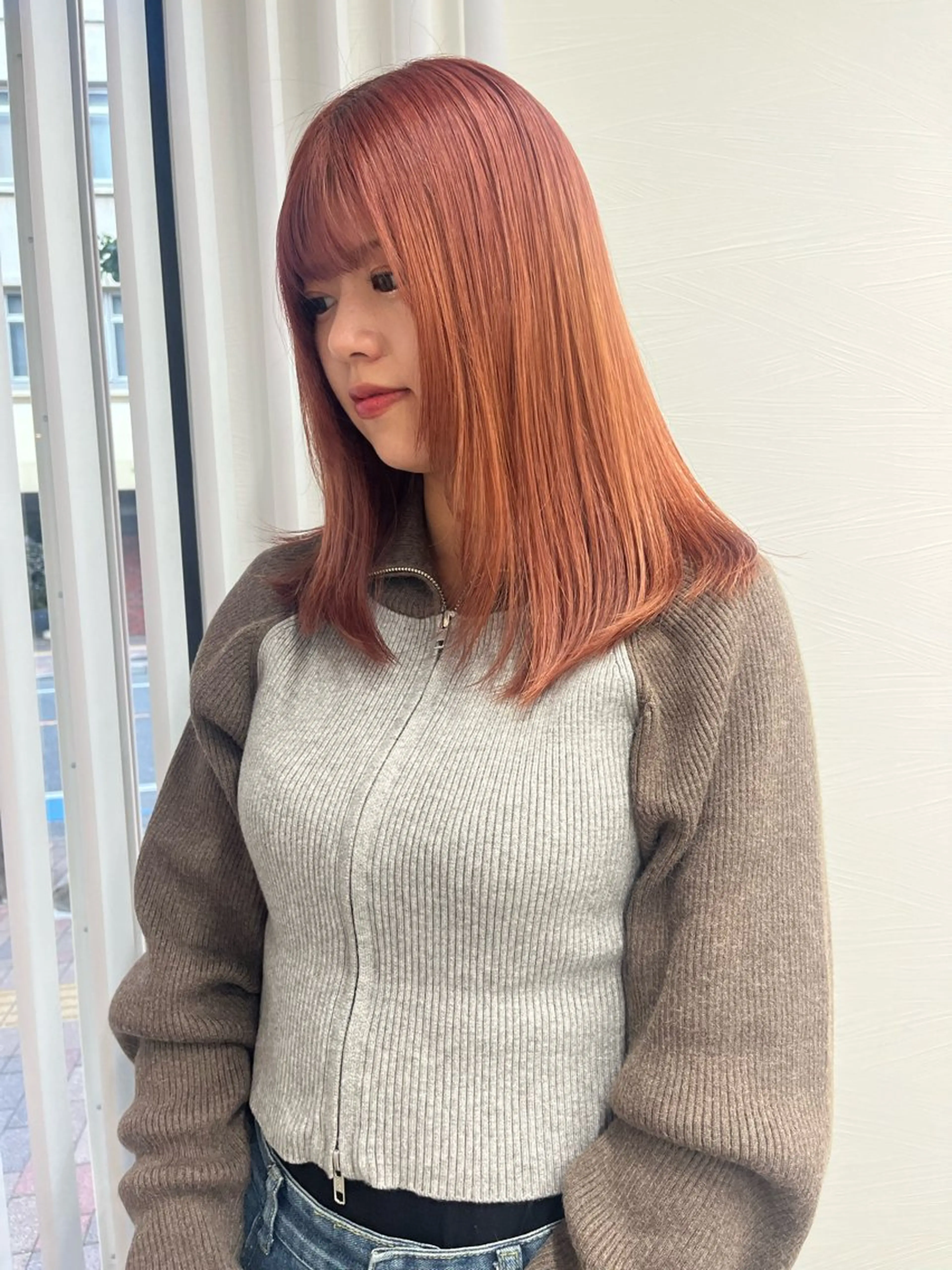 セミロング カラー ブリーチ オレンジ ピンクカラー カット ヘアカラー ボブ/ミディ/ロング 特化/芳野りんかのヘアスタイル