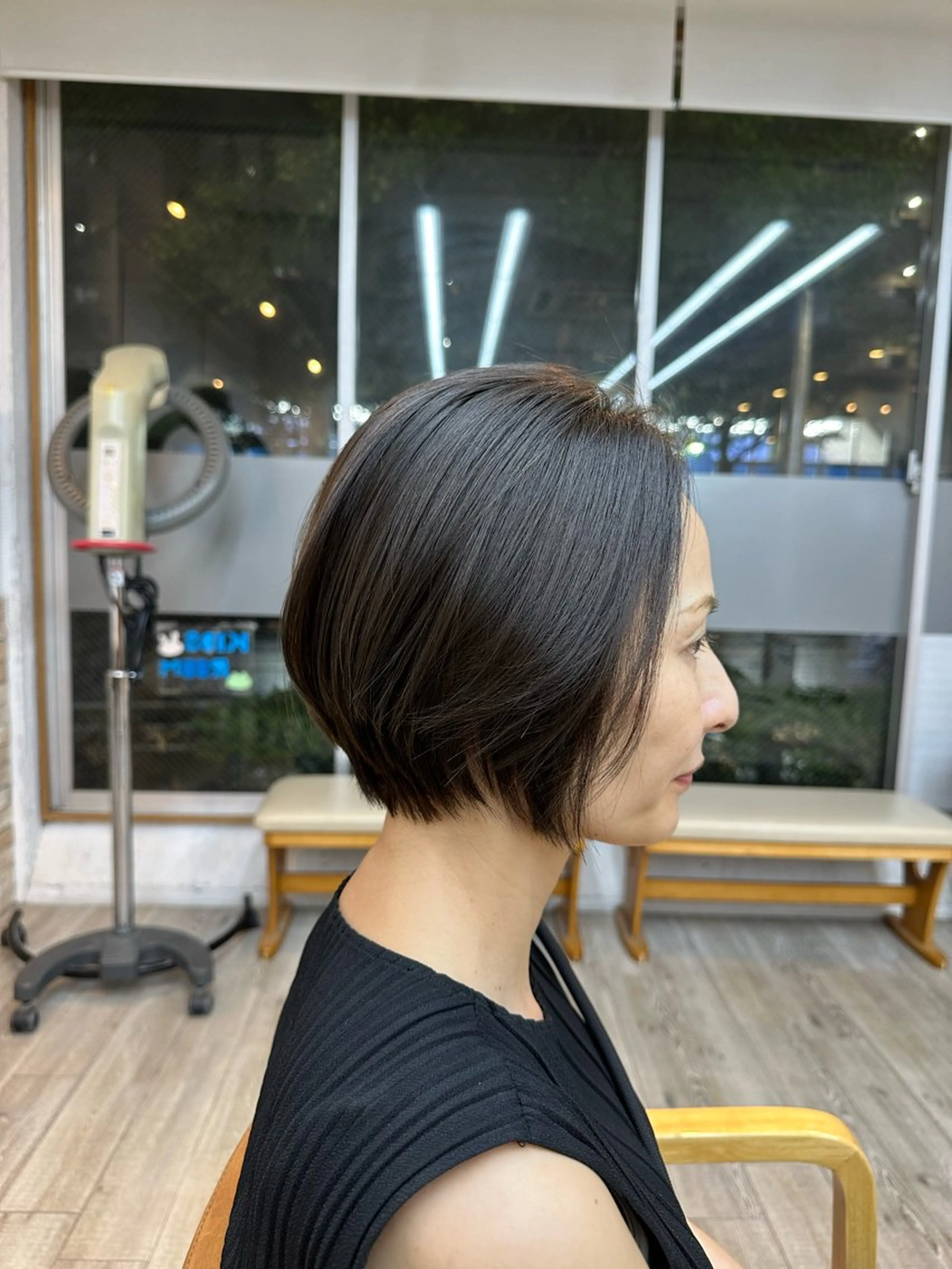 ショート ショートボブ ボブ ショートヘア Reina 空き有のヘアスタイル