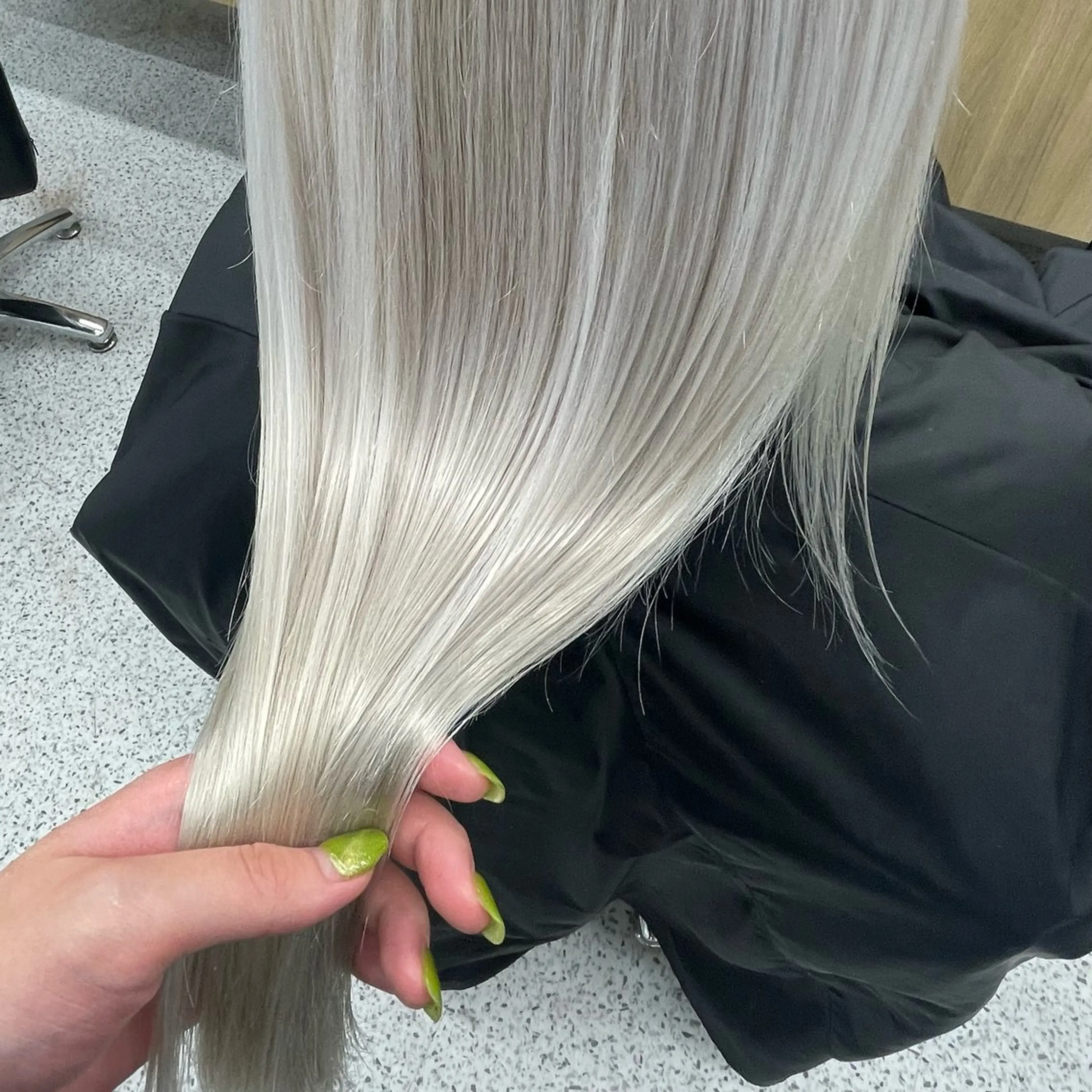 セミロング カラー ヘアカラー Je suis heureuse Miel所属・🐩艶カラー/ chisato🌙のヘアスタイル