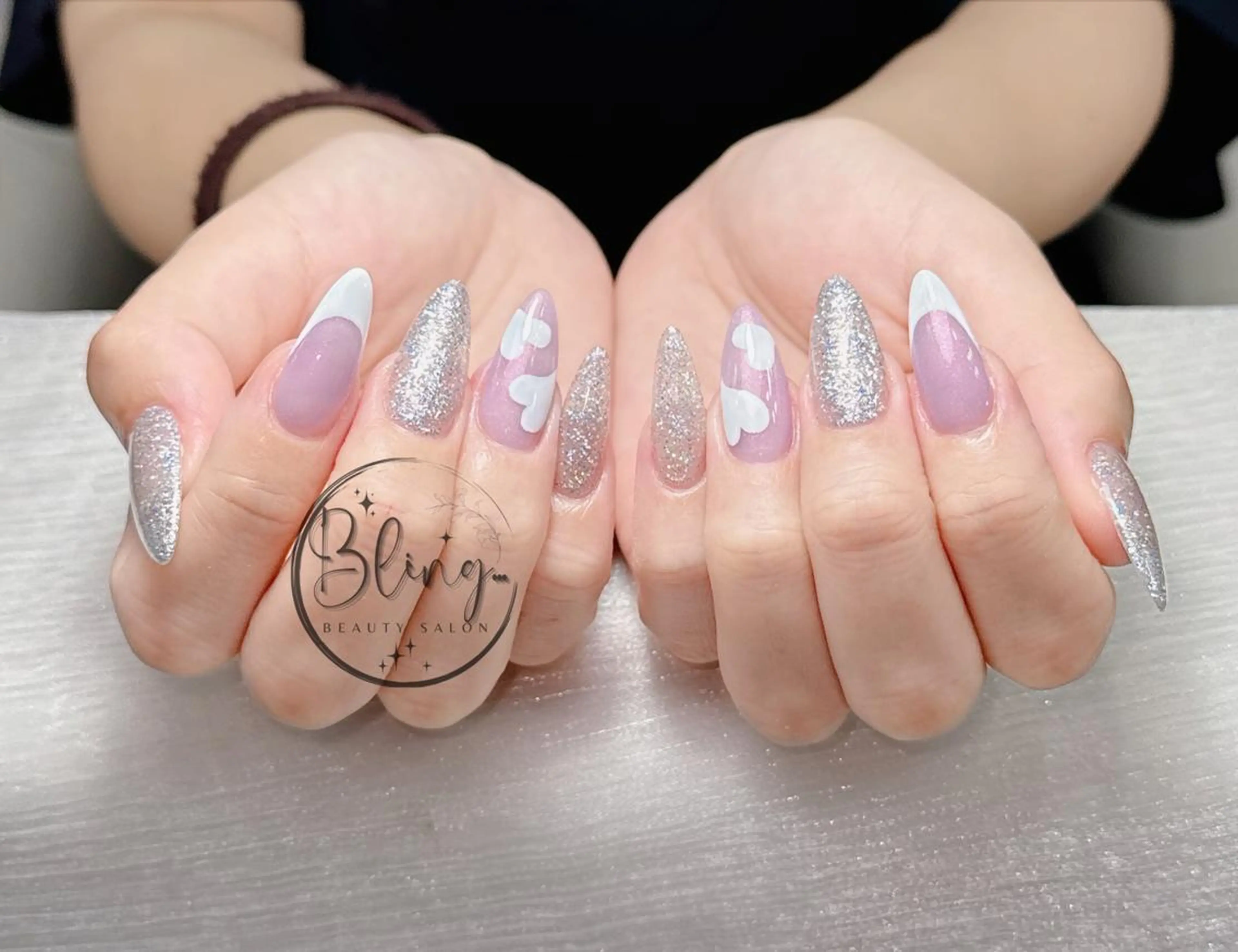 ロング 韓国風ヘア ハンドネイル Bling Salonのネイルデザイン