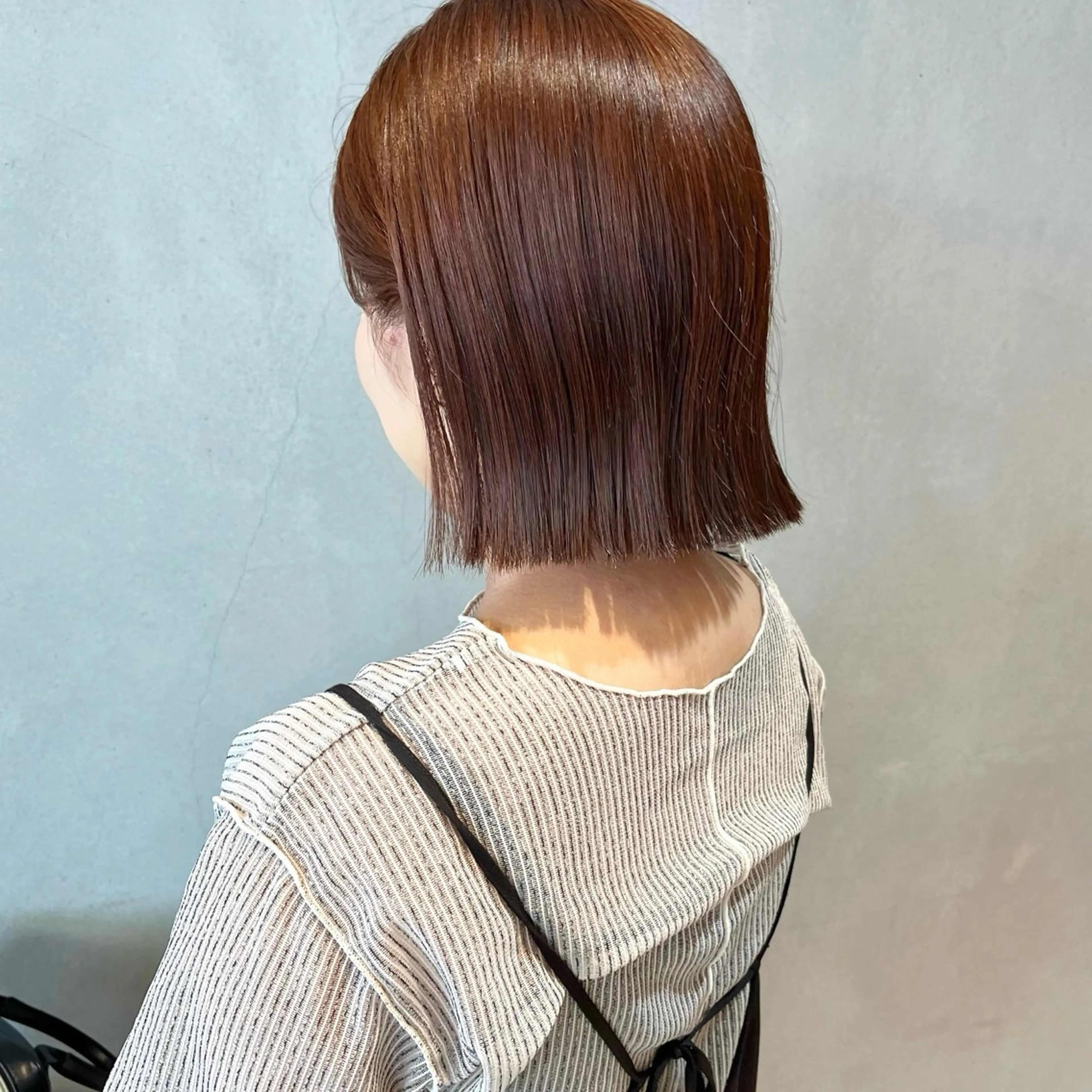 ショート 切りっぱなしボブ ボブ 外ハネヘア カット ヘアカラー ボブ/透明感カラー /坂口恵梨子のヘアスタイル