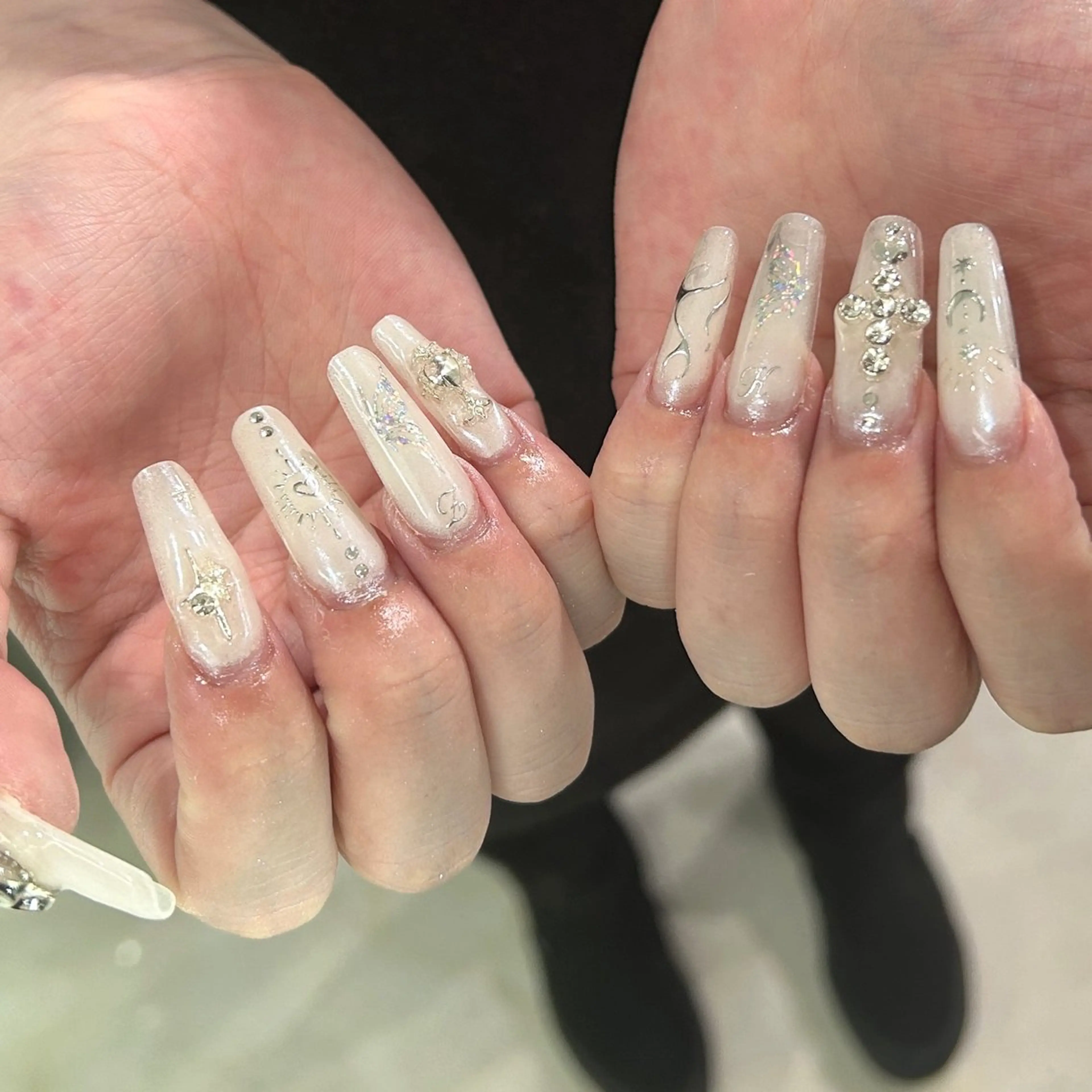 ネイル MODA MANAMIᵕ̈のネイルデザイン