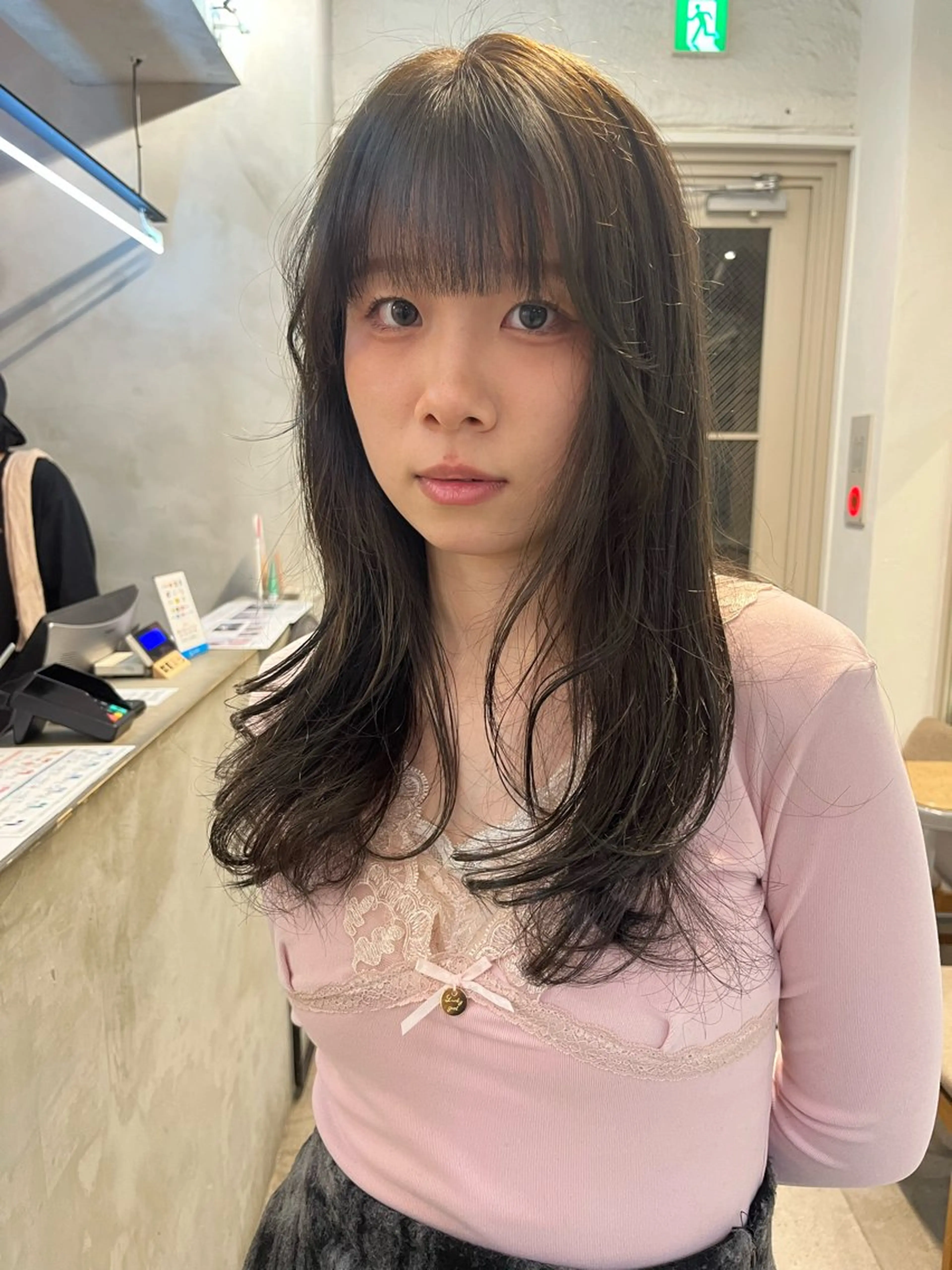 セミロング カラー 透明感カラー ヘアカラー トリートメント ナチュラルなヘア /ヨシダトモキのヘアスタイル