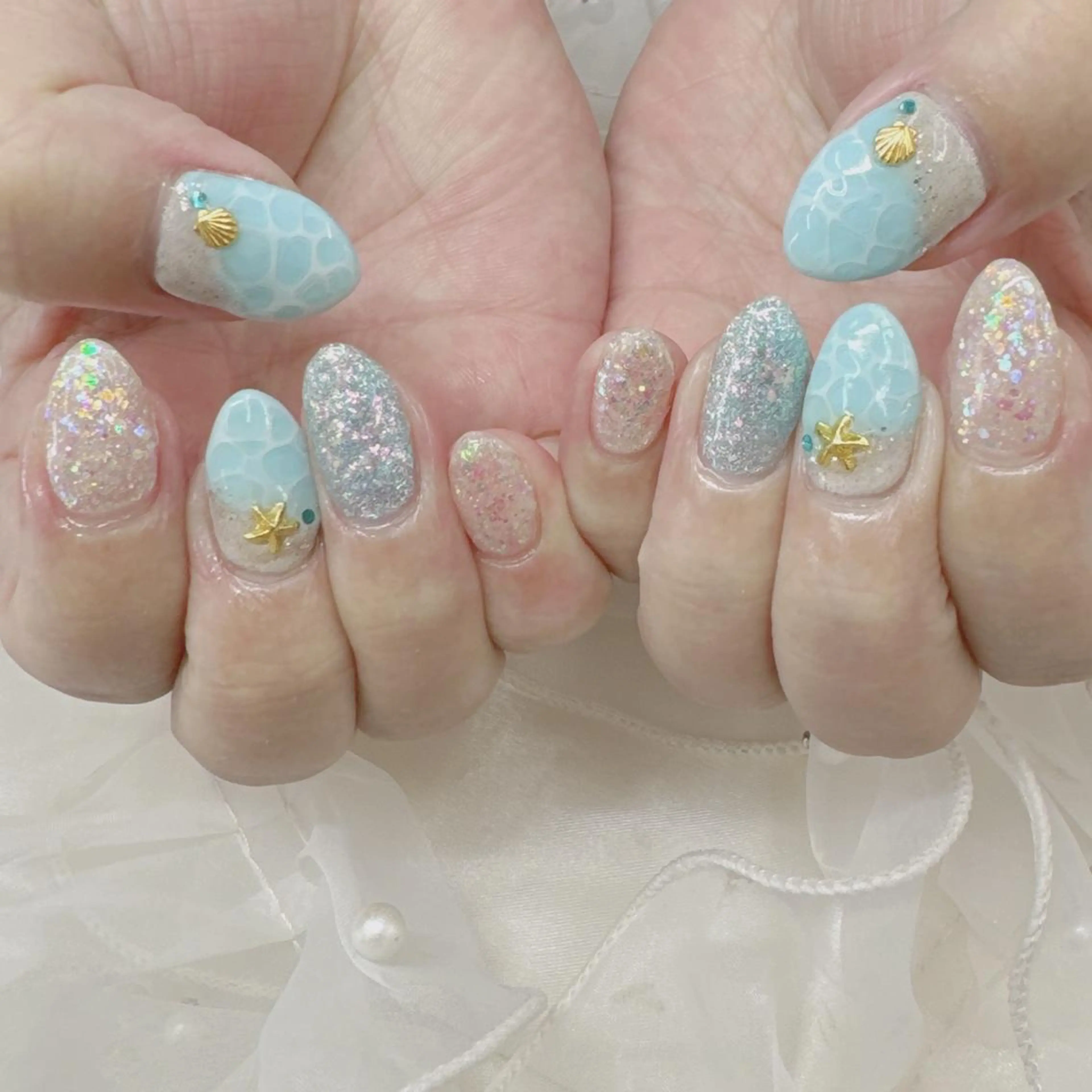 ネイル Nail salon Honey Beeのネイルデザイン