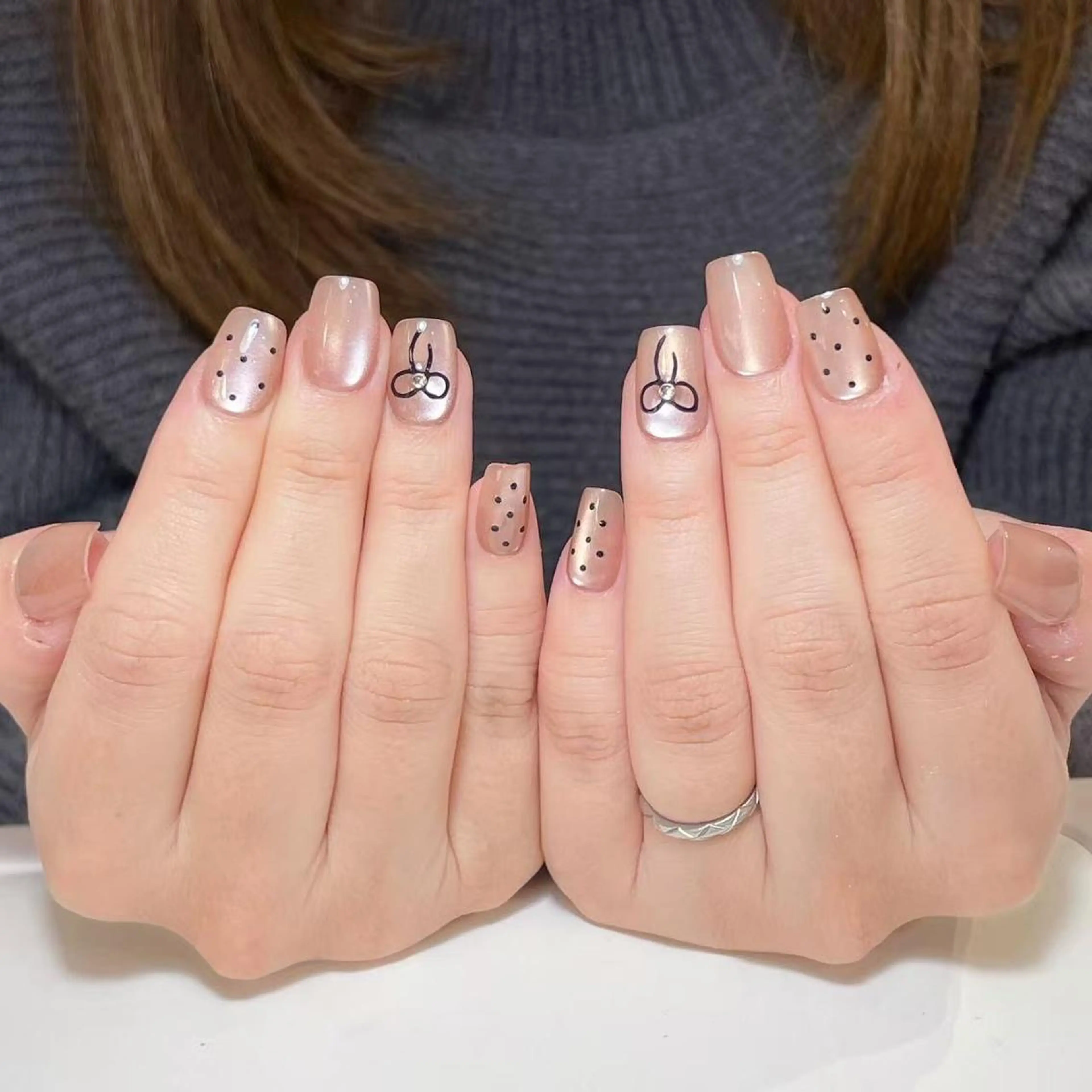 ネイル アートネイル オーロラネイル フラッシュネイル ガーリー キラキラネイル DIAMOND Nail🍒のネイルデザイン