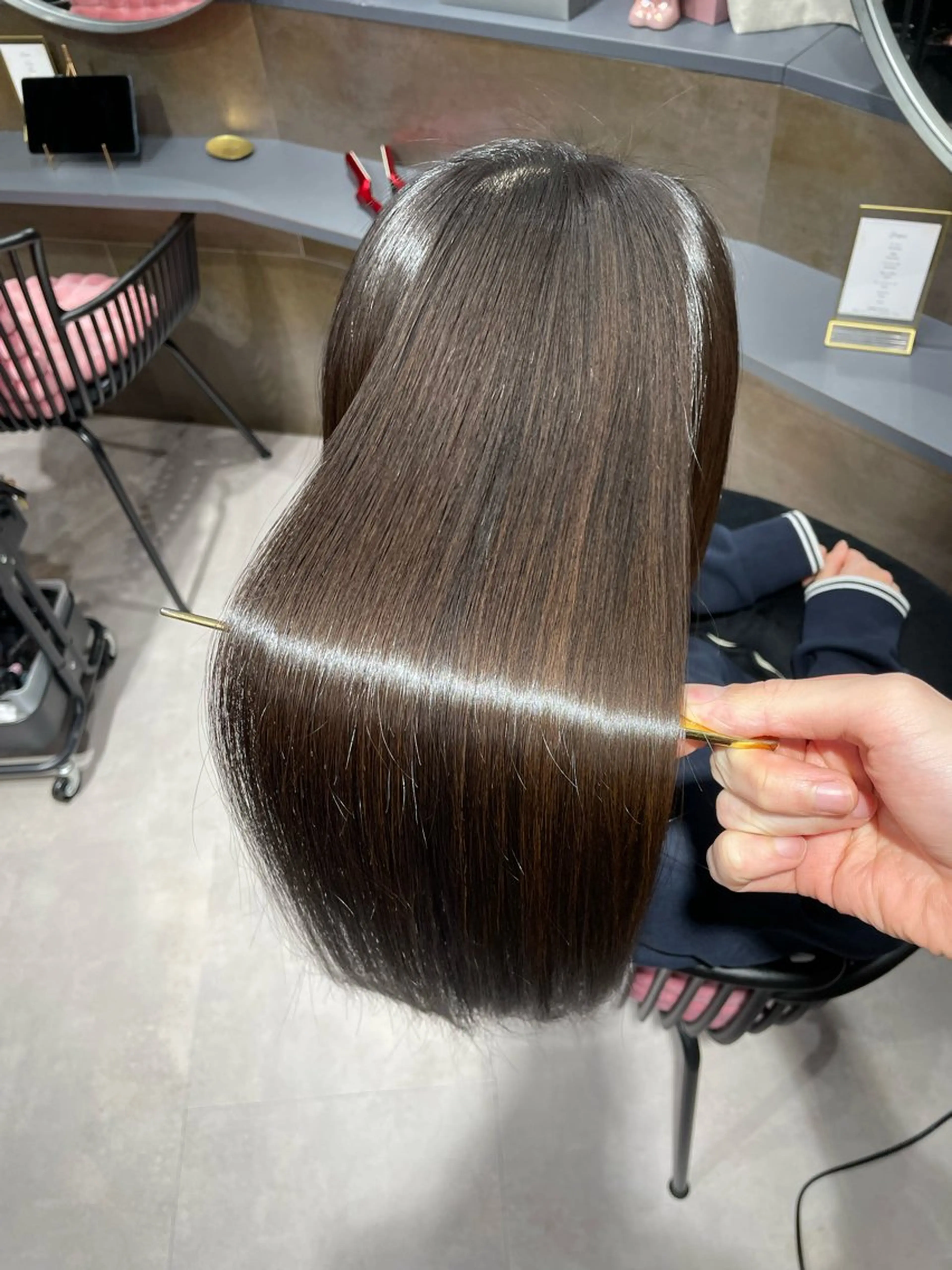 ロング 半個室サロンyoures hair 髪質改善トリートメント東新宿店所属・榊原竜弥 髪質改善/美髪作りのヘアスタイル