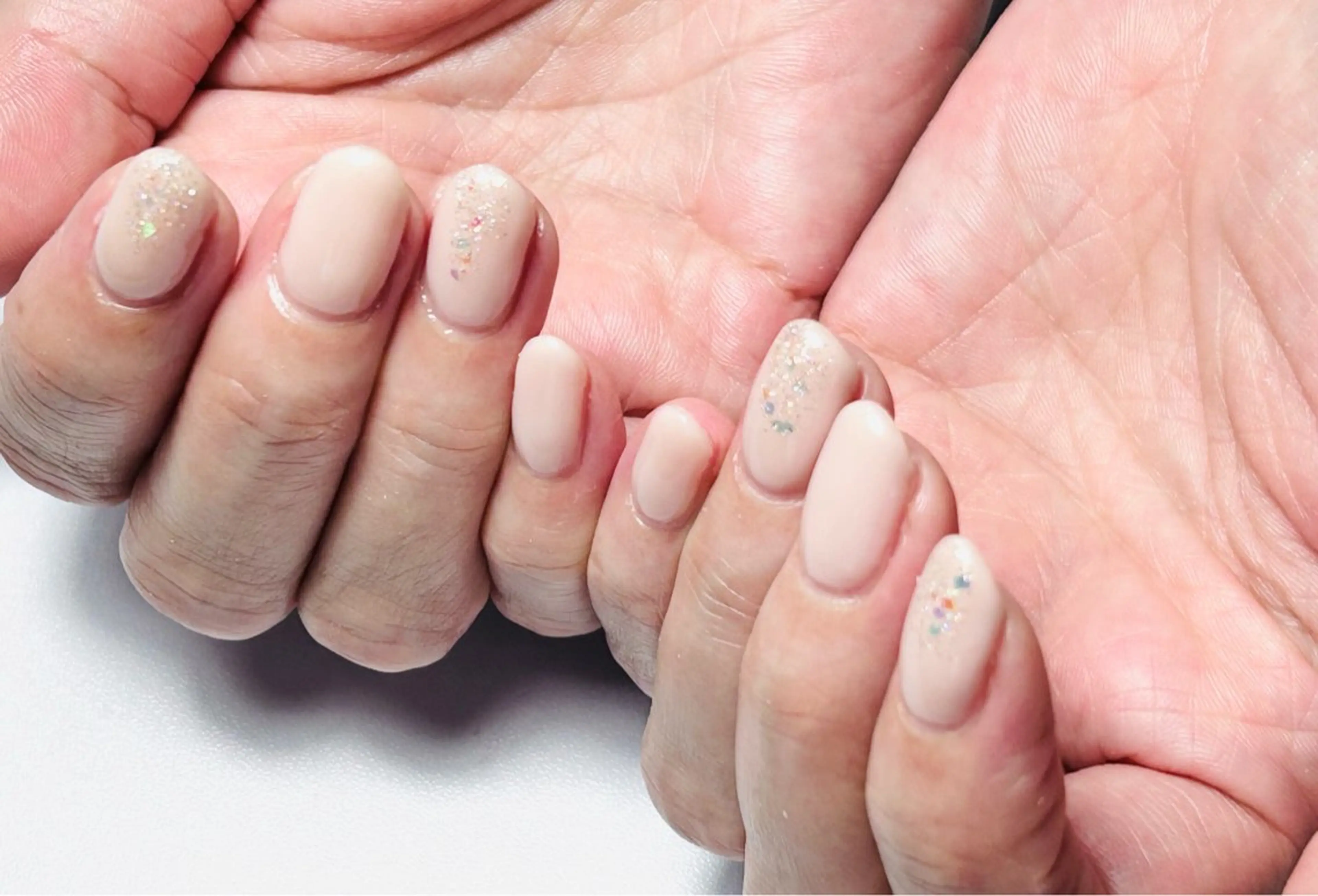 ネイル オーロラネイル キラキラネイル ラメ(グリッター) シンプルネイル nico nailのネイルデザイン