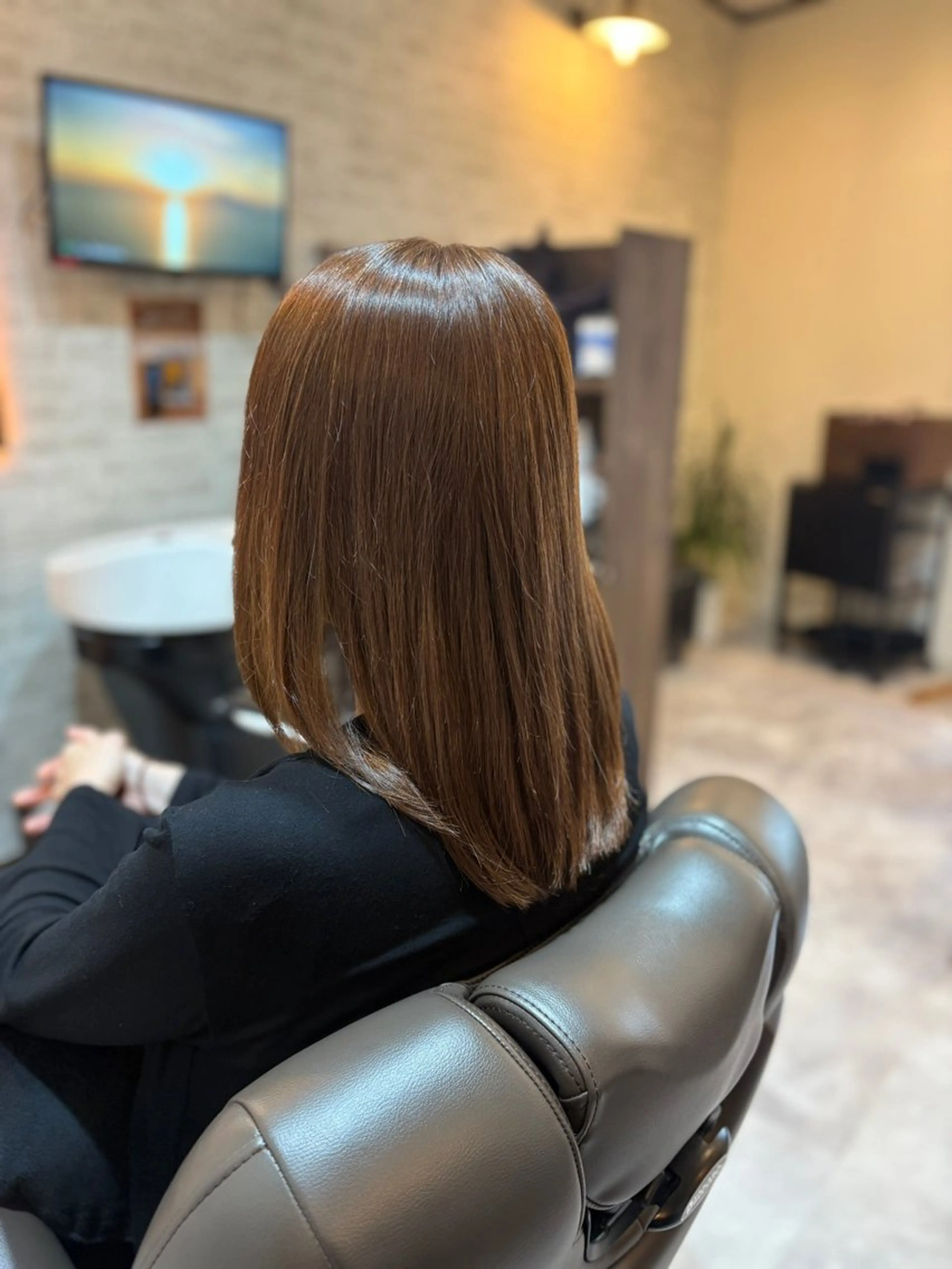 セミロング ツヤ髪専門美容師 桑原 和誠のヘアスタイル