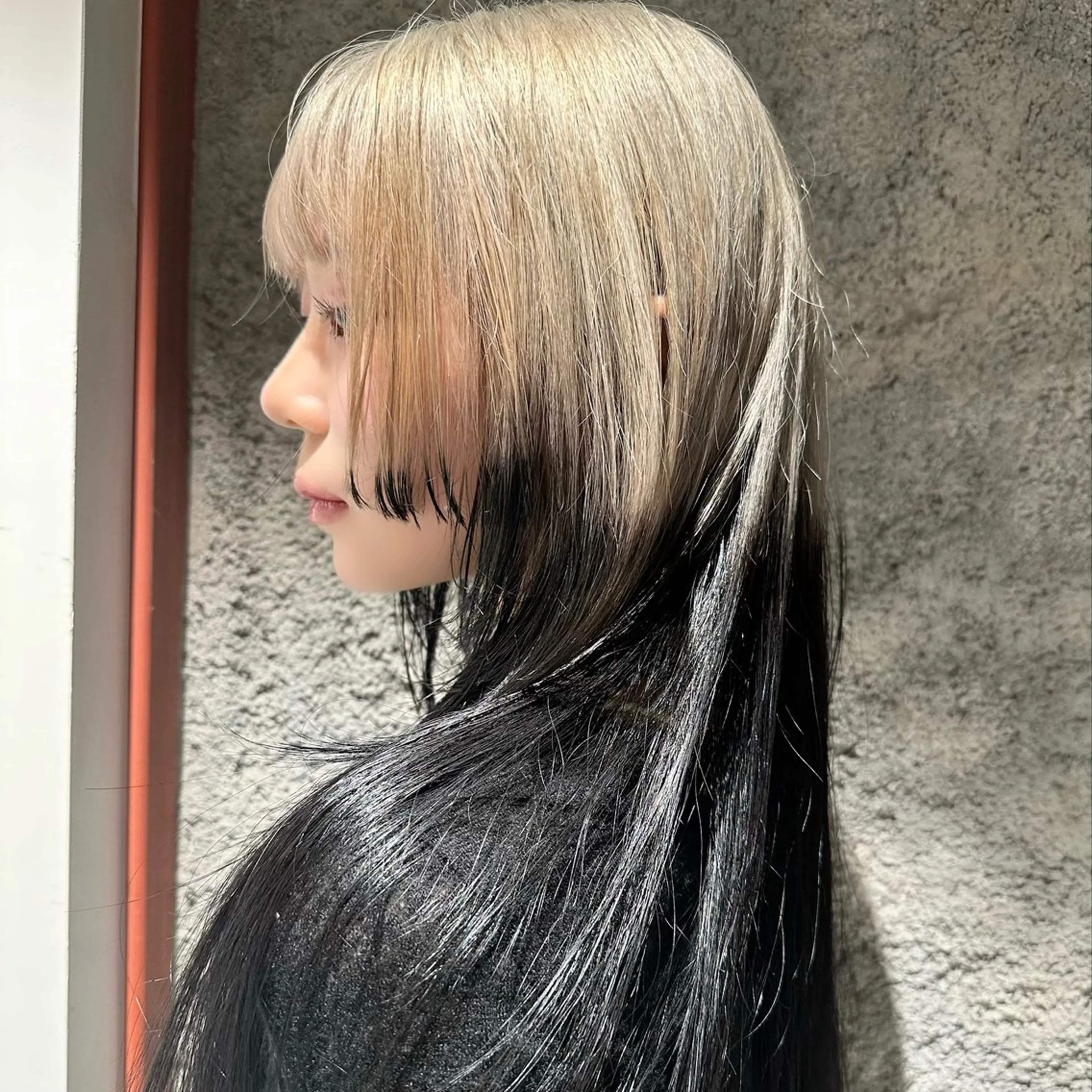 ロング カラー 黒髪 グレージュ 姫カット カット ヘアカラー bloc japon所属・ﾌﾞﾚｲｽﾞ˚✧₊⁎ ﾚｲﾔｰToriのヘアスタイル