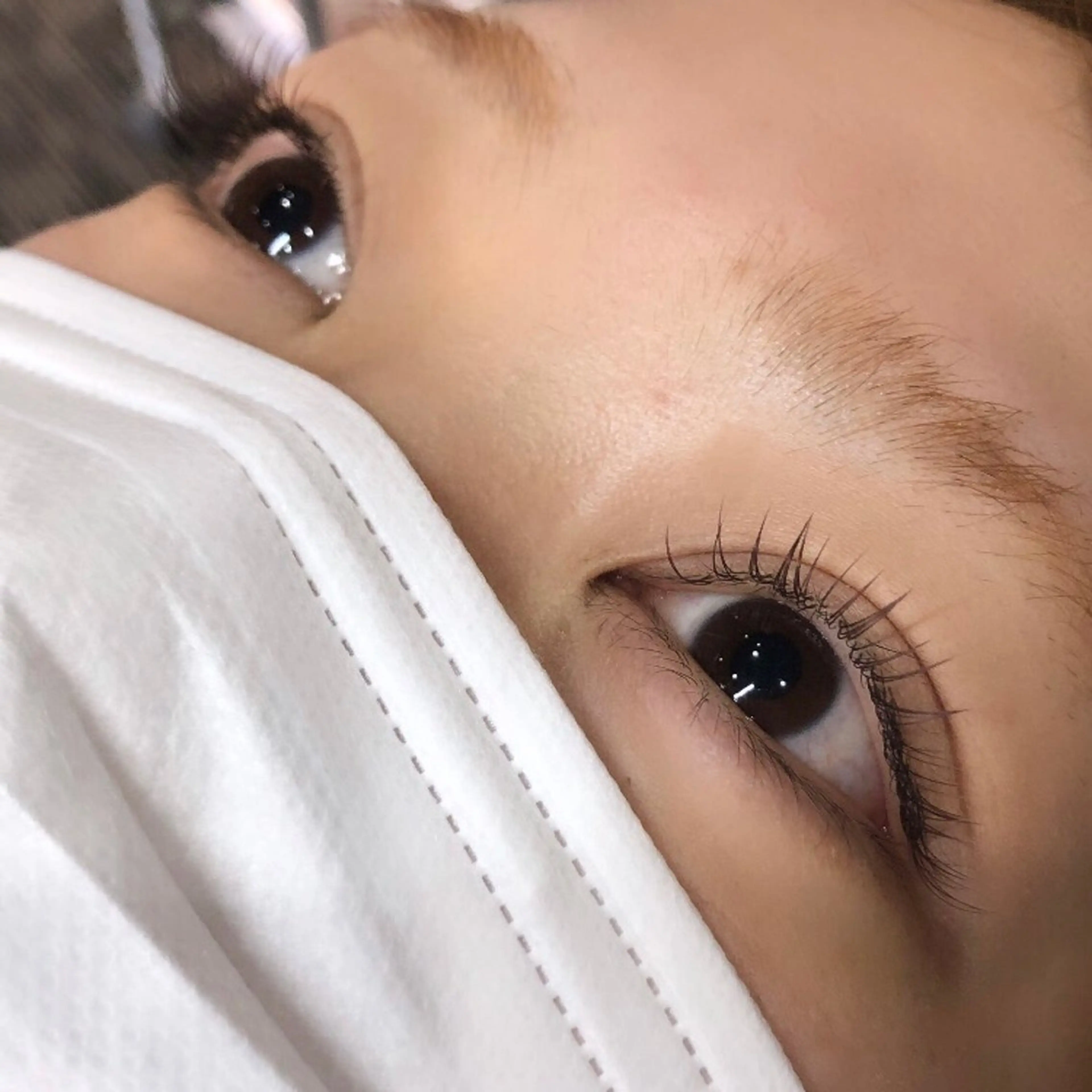 マツエク・マツパ 束感まつ毛 カラーマツエク ETERNO小山店 野崎の眉毛・アイブロウイメージ