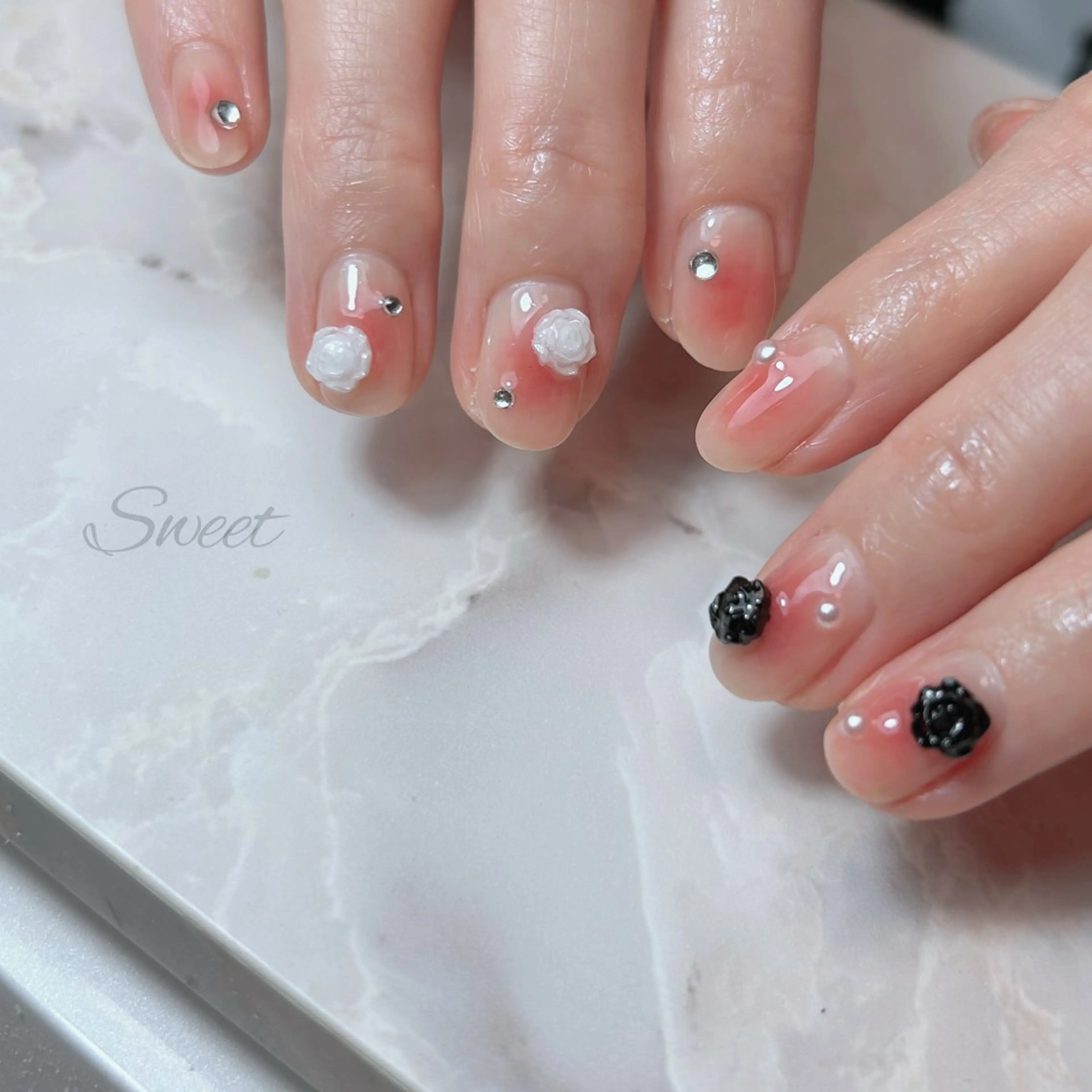 ネイル ハンドネイル sweet 仲野陽子のネイルデザイン