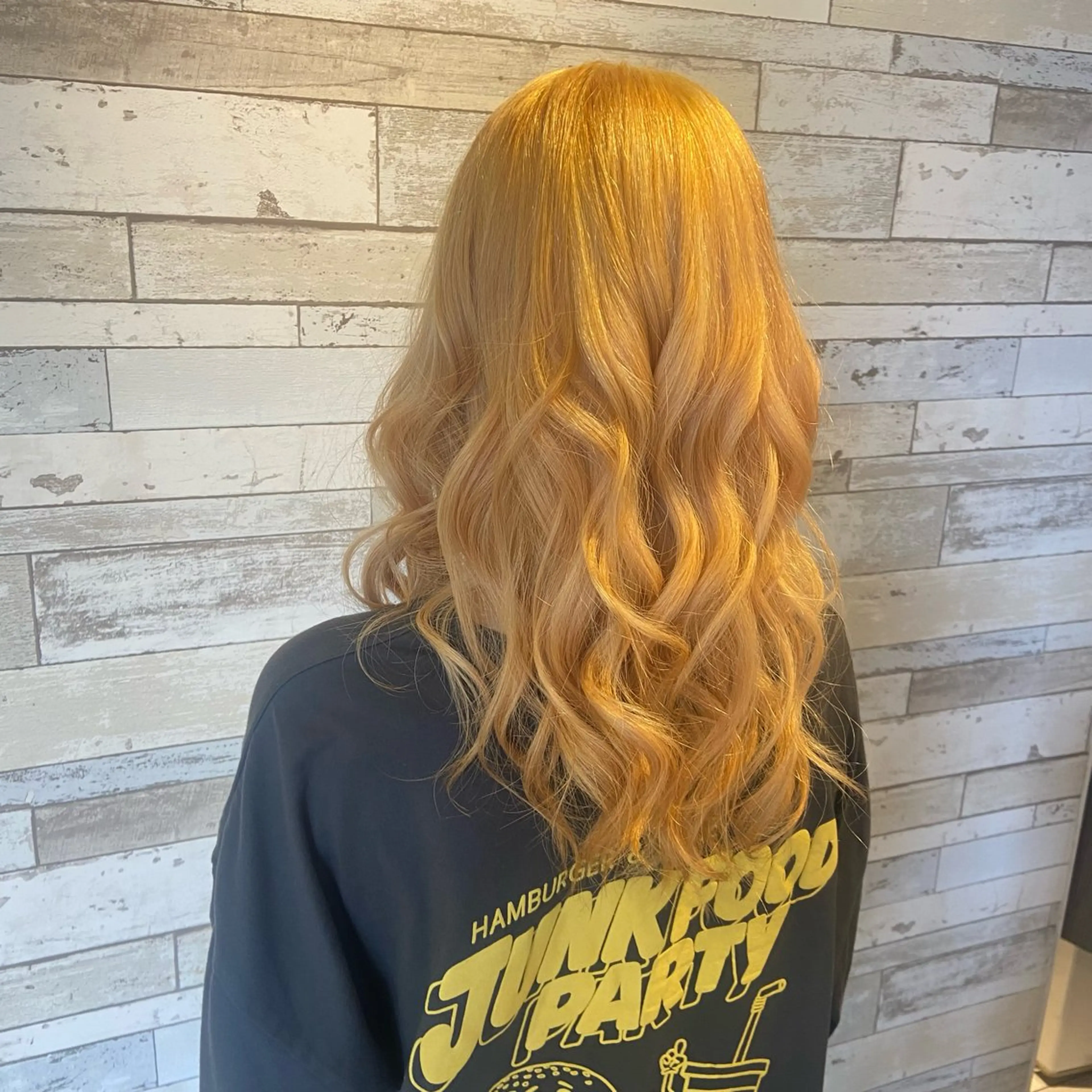 セミロング カラー ヘアアレンジ ブリーチ 抜きっぱなしブロンド ブロンド ヘアカラー ボブカット/アレンジ /さきのヘアスタイル